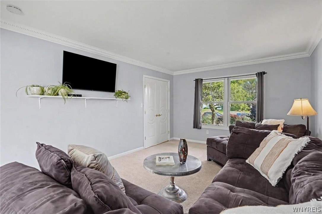 5485 Country Club Lane