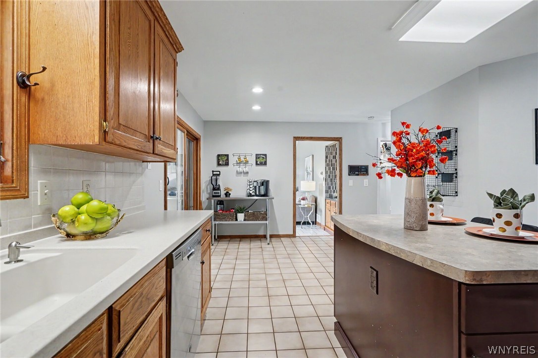 5485 Country Club Lane