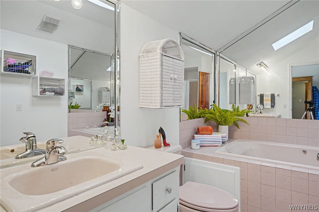 5485 Country Club Lane