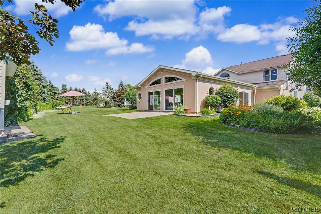 5485 Country Club Lane