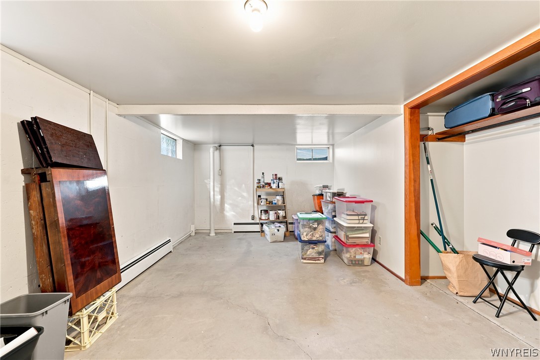 4548 Lake Shore Road
