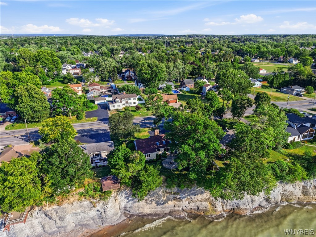 4548 Lake Shore Road