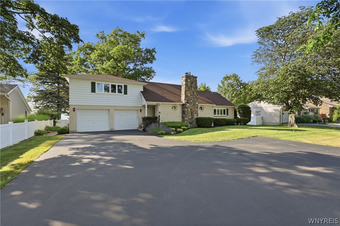 4548 Lake Shore Road