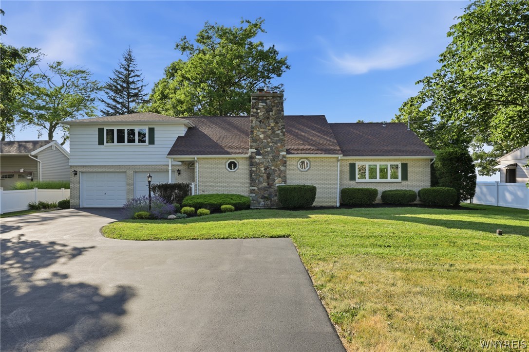 4548 Lake Shore Road