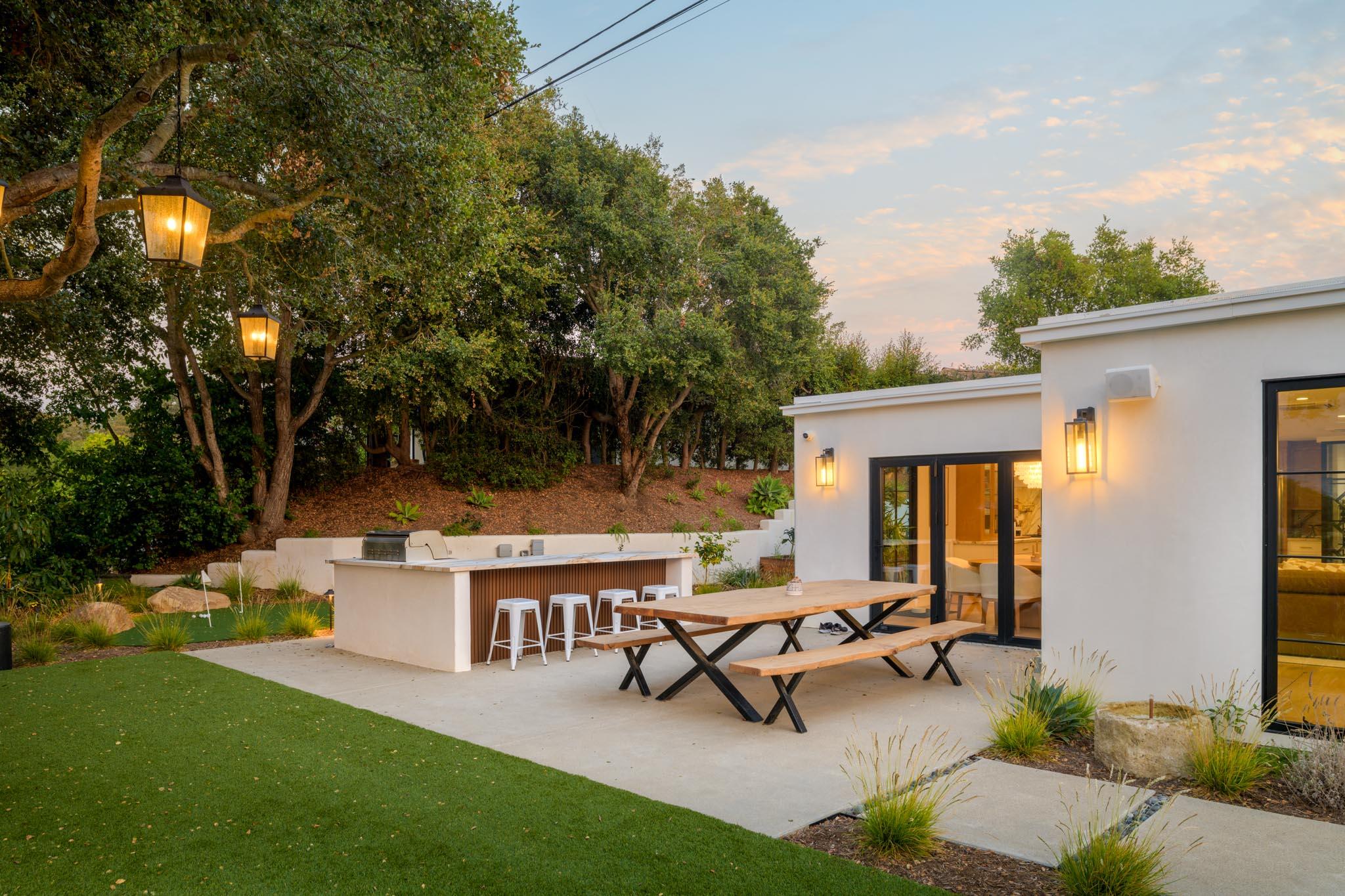 1250 Bel Air Drive