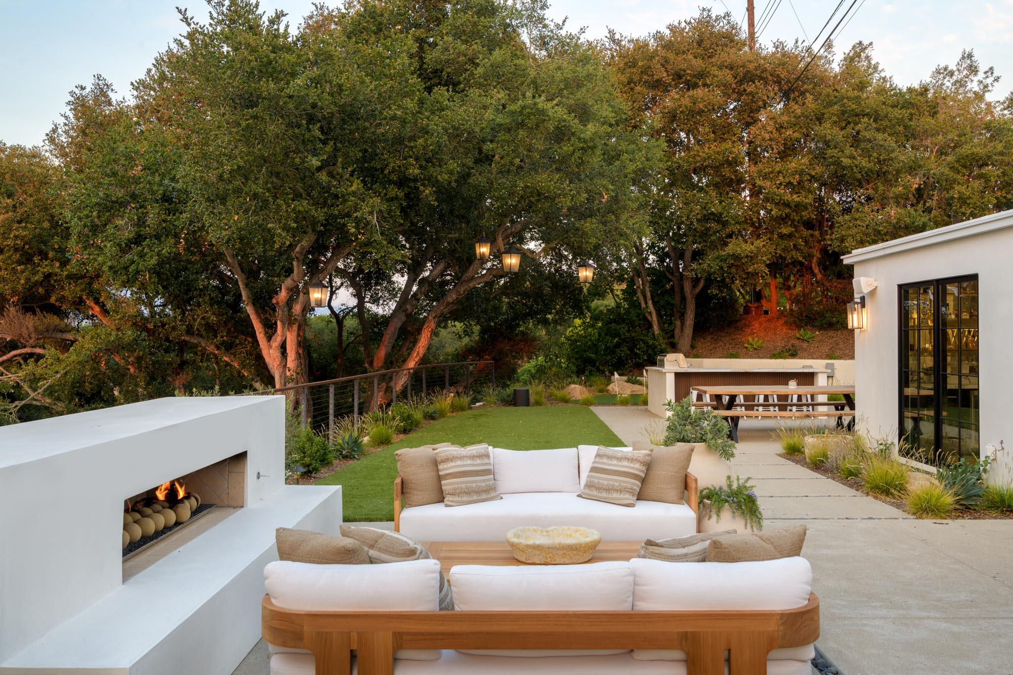 1250 Bel Air Drive