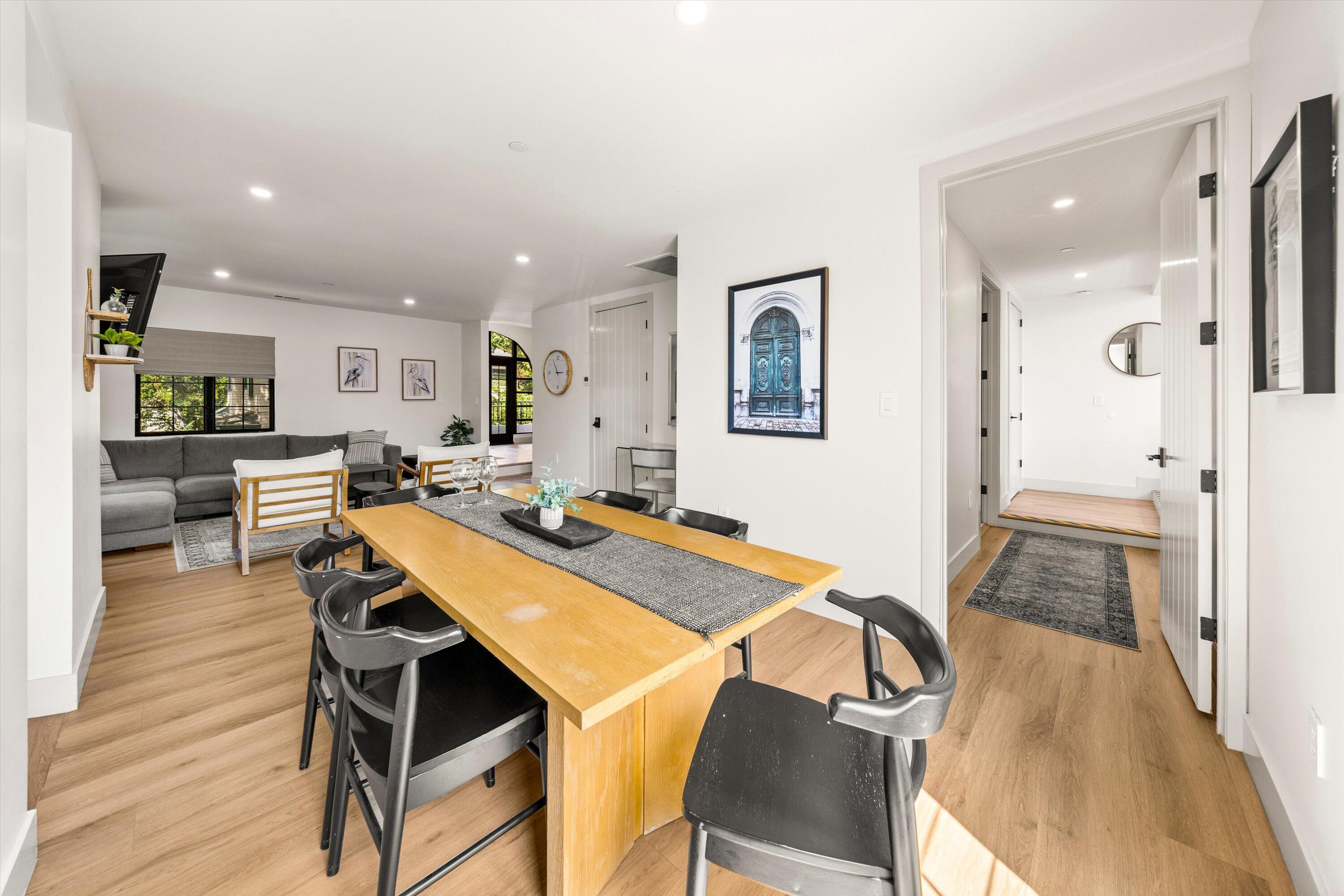 6 E Valerio Street