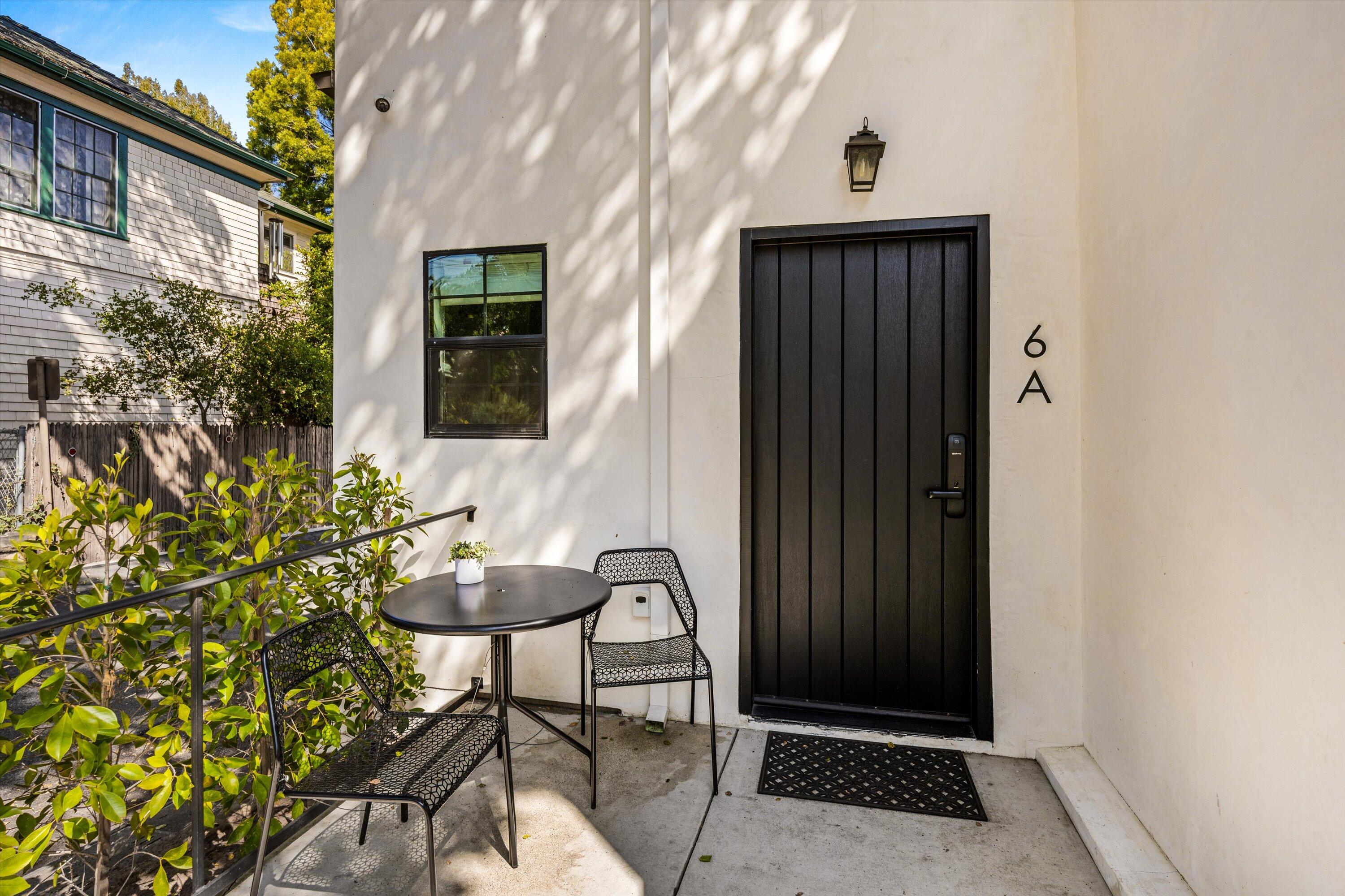 6 E Valerio Street
