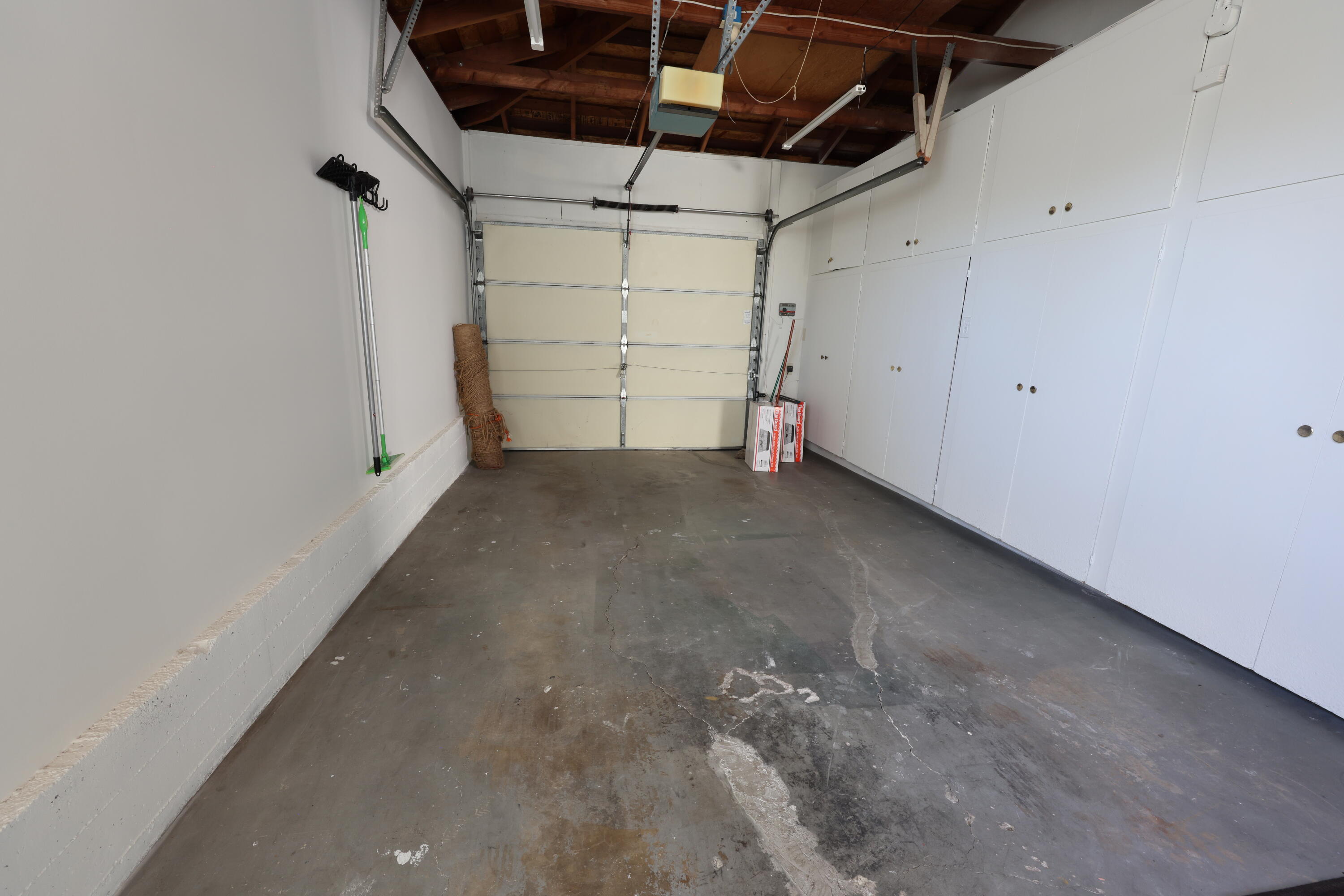 334 Consuelo Drive, A