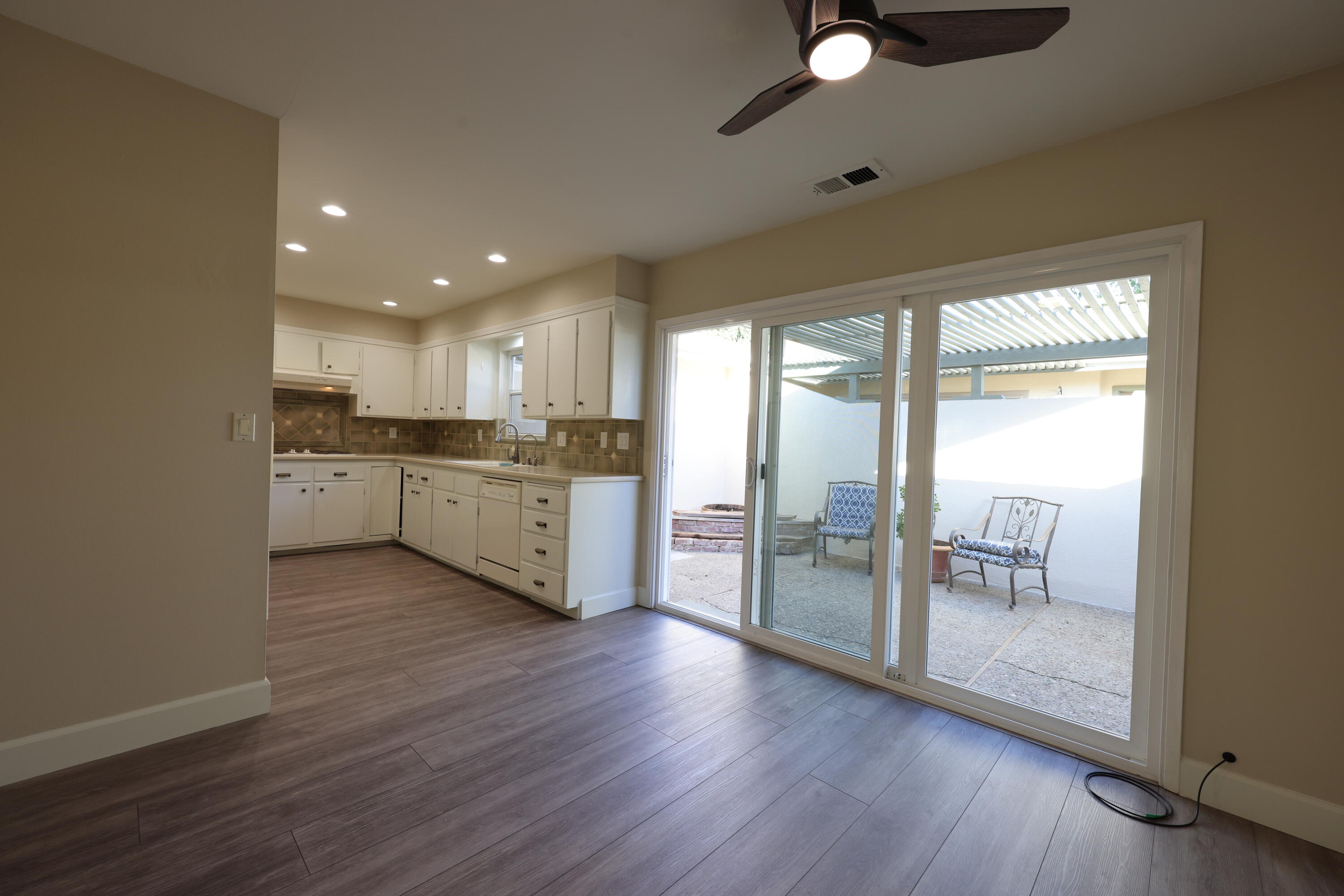 334 Consuelo Drive, A