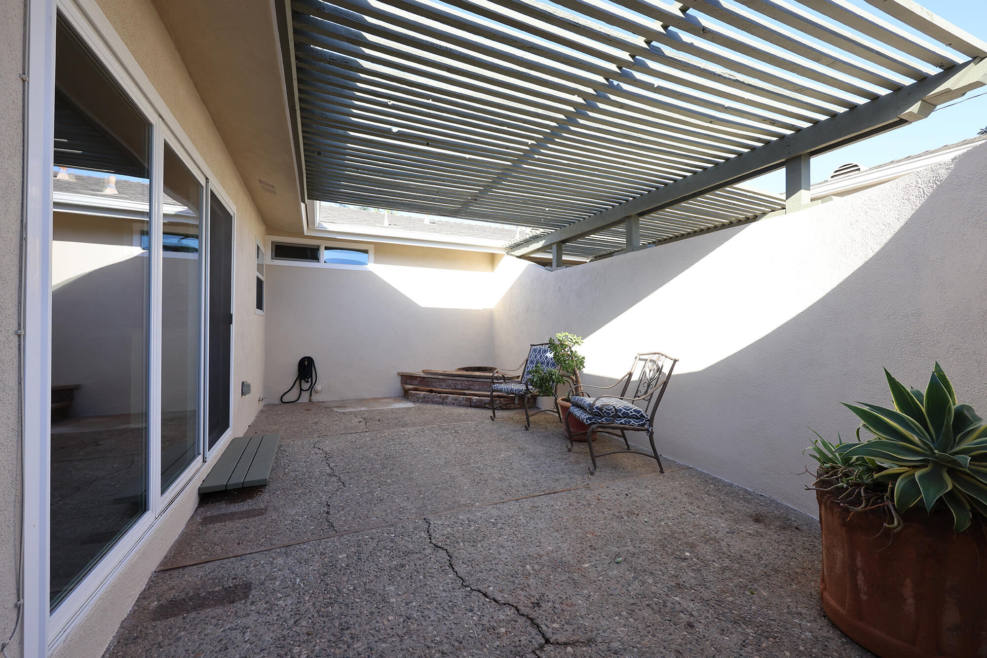 334 Consuelo Drive, A