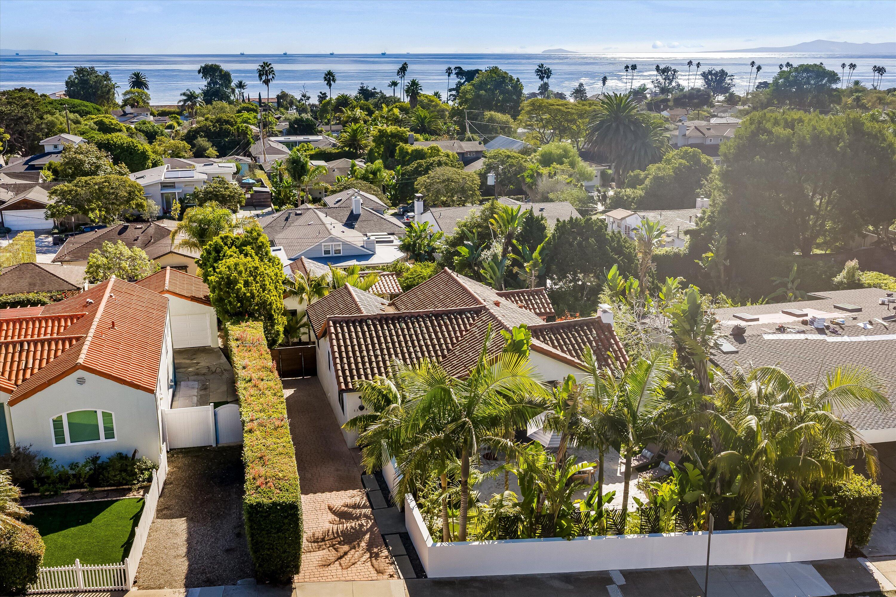 1109 Las Olas Avenue