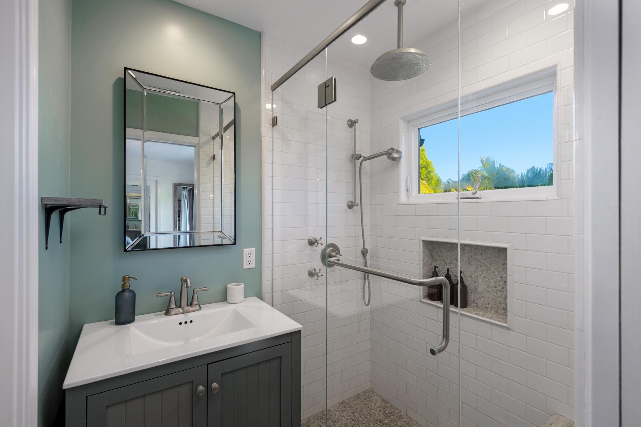 1109 Las Olas Avenue