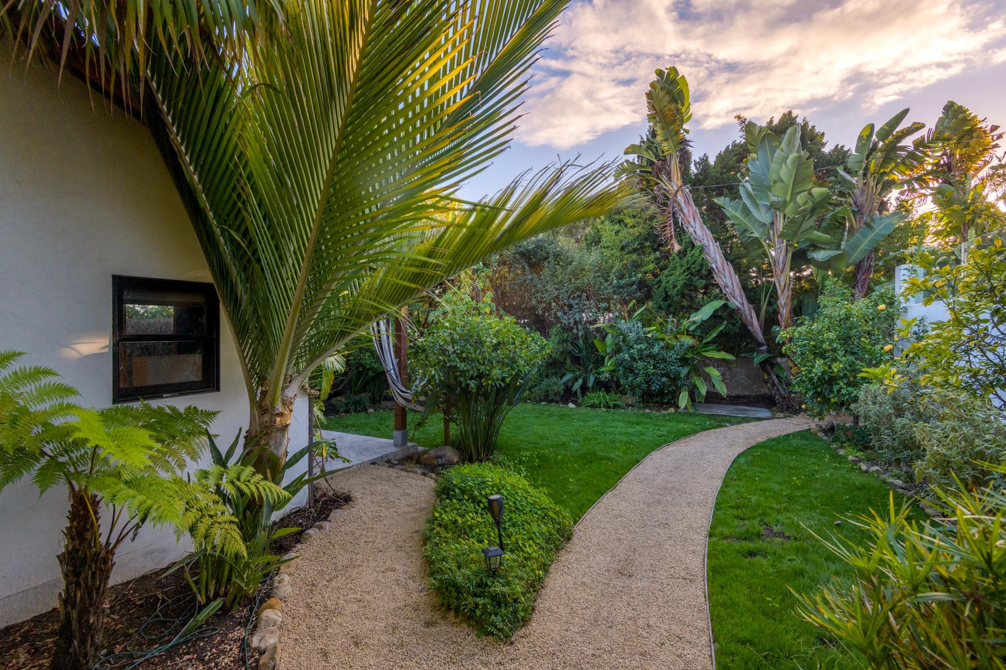 1109 Las Olas Avenue