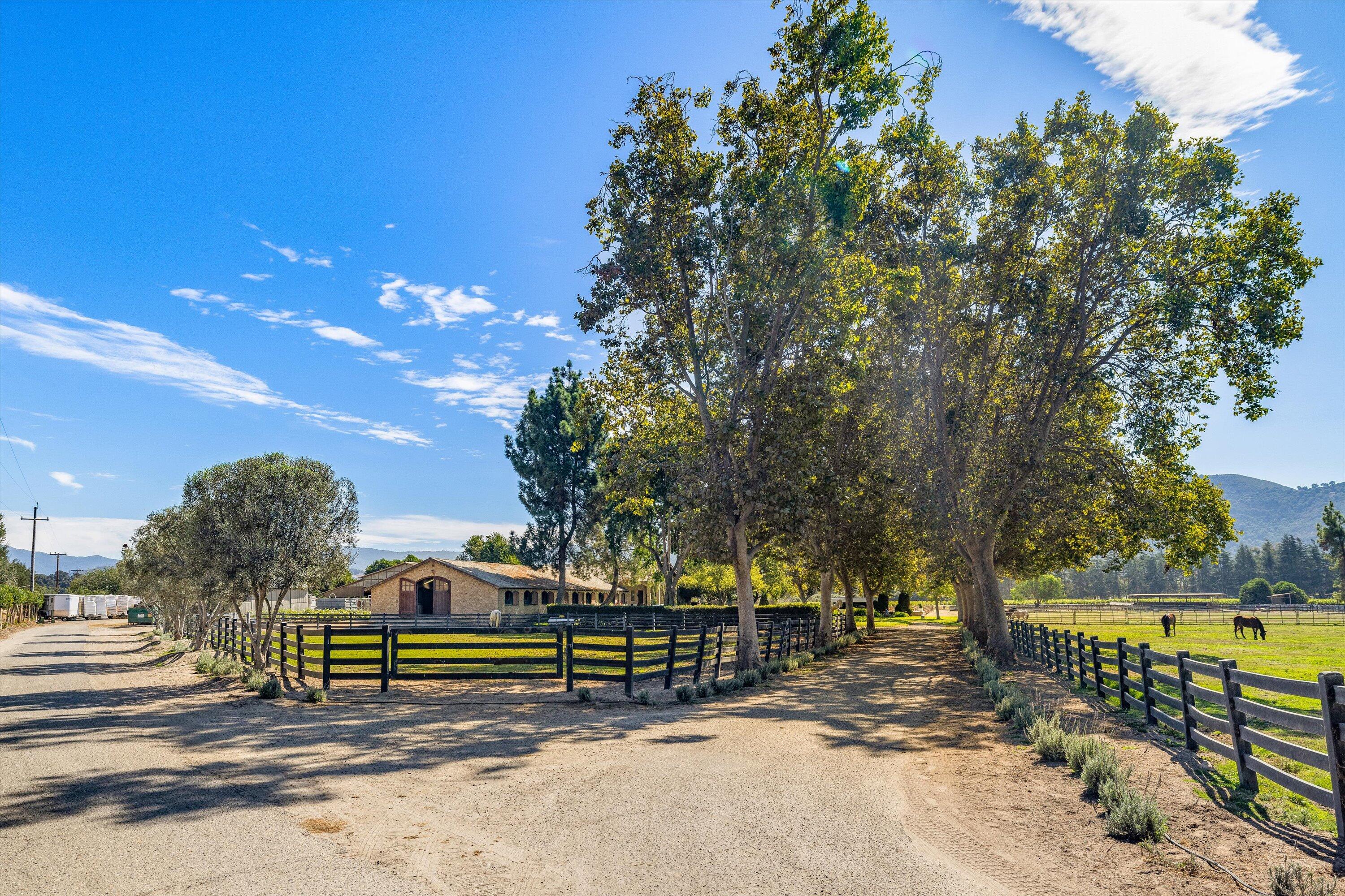 959 E Hwy 246