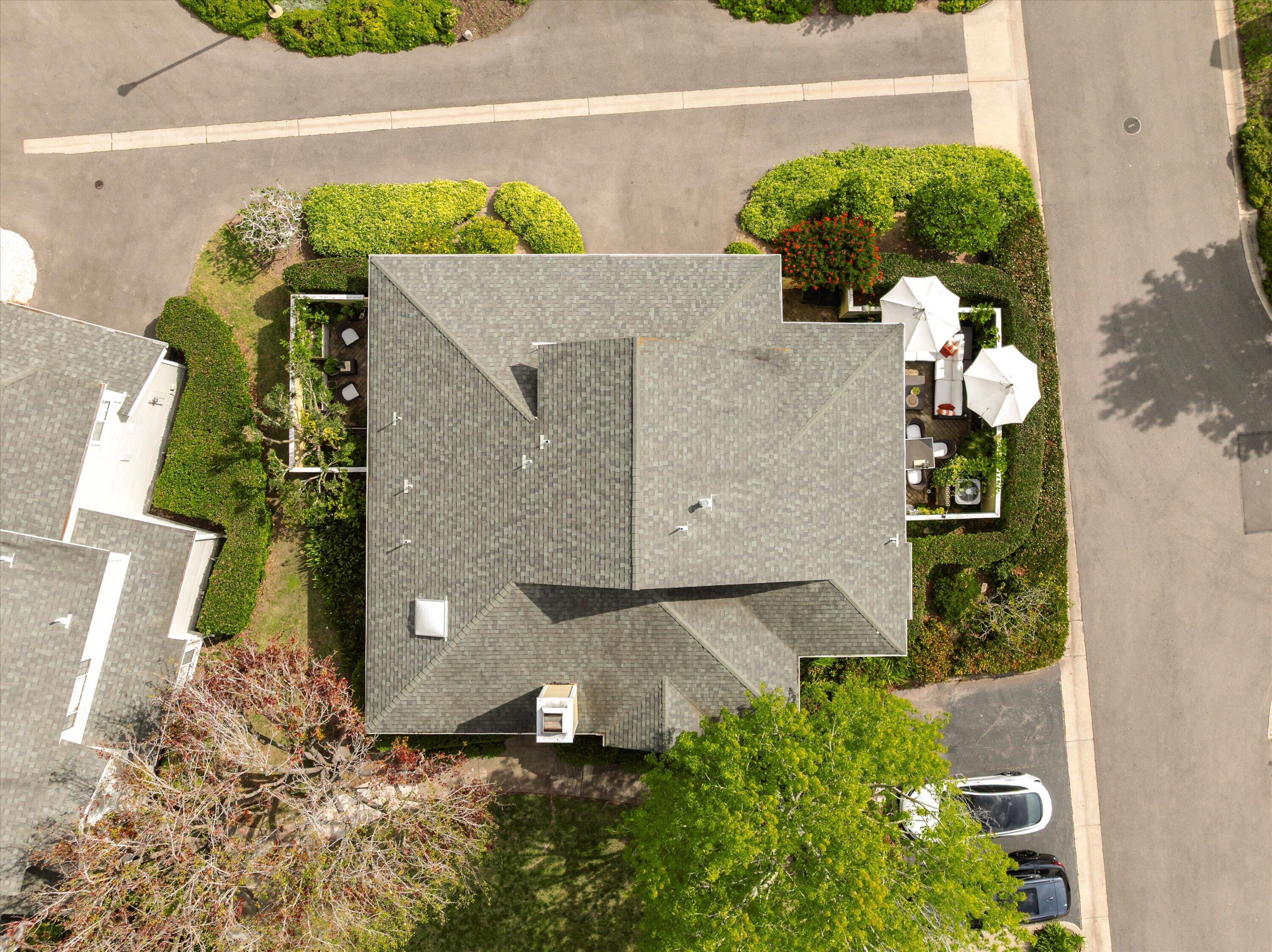 1527 Meadow Circle