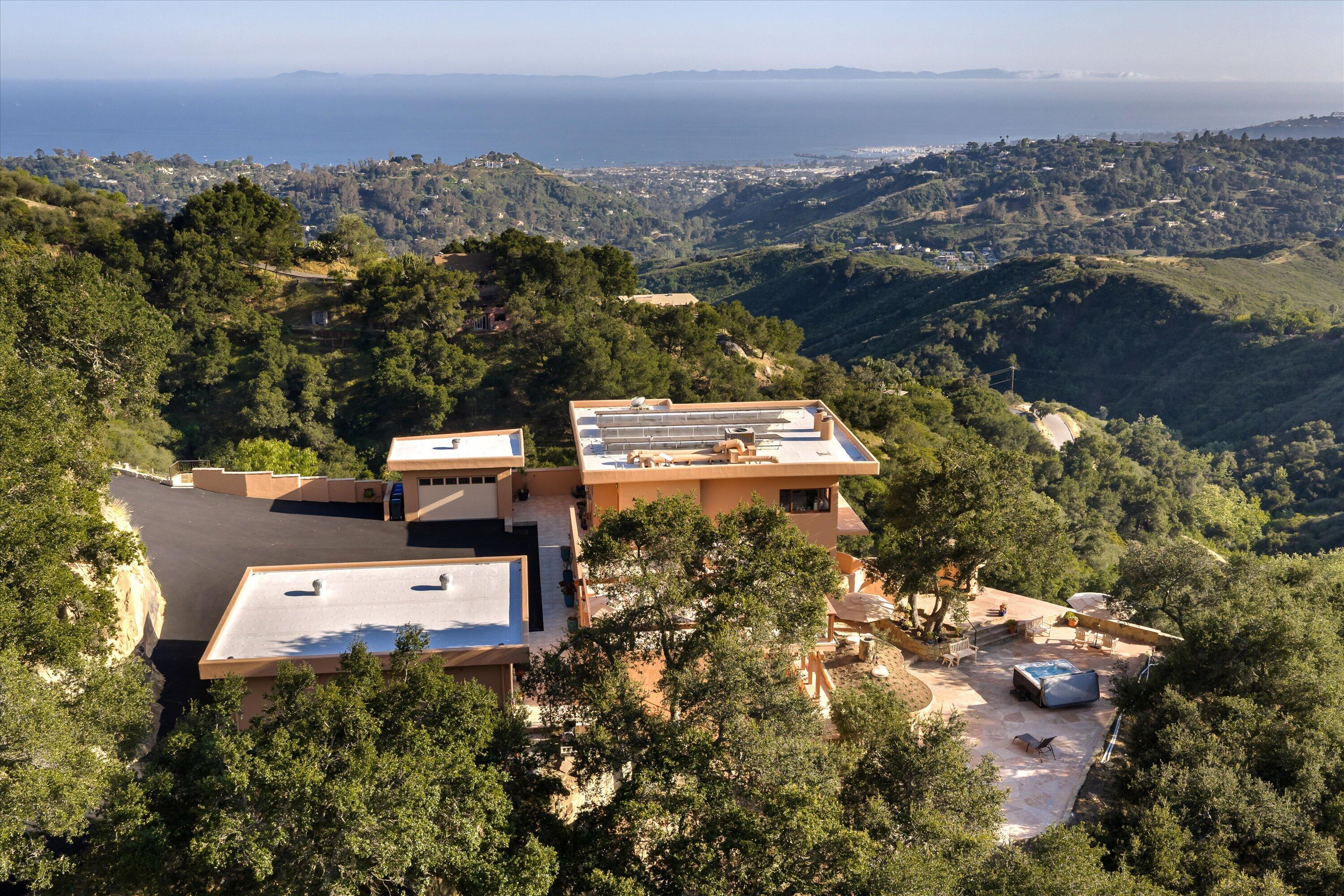 280 W Mountain Drive