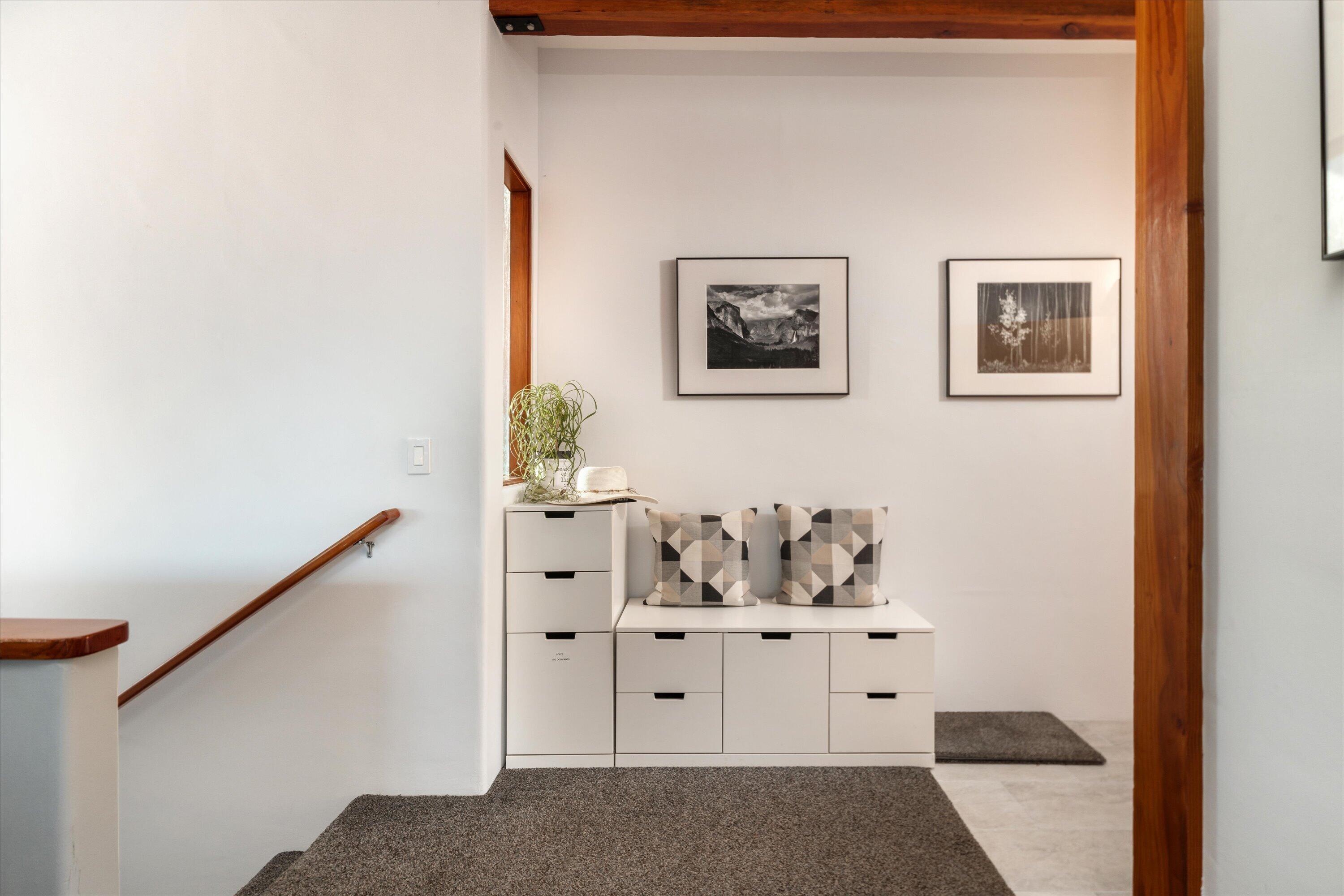 280 W Mountain Drive