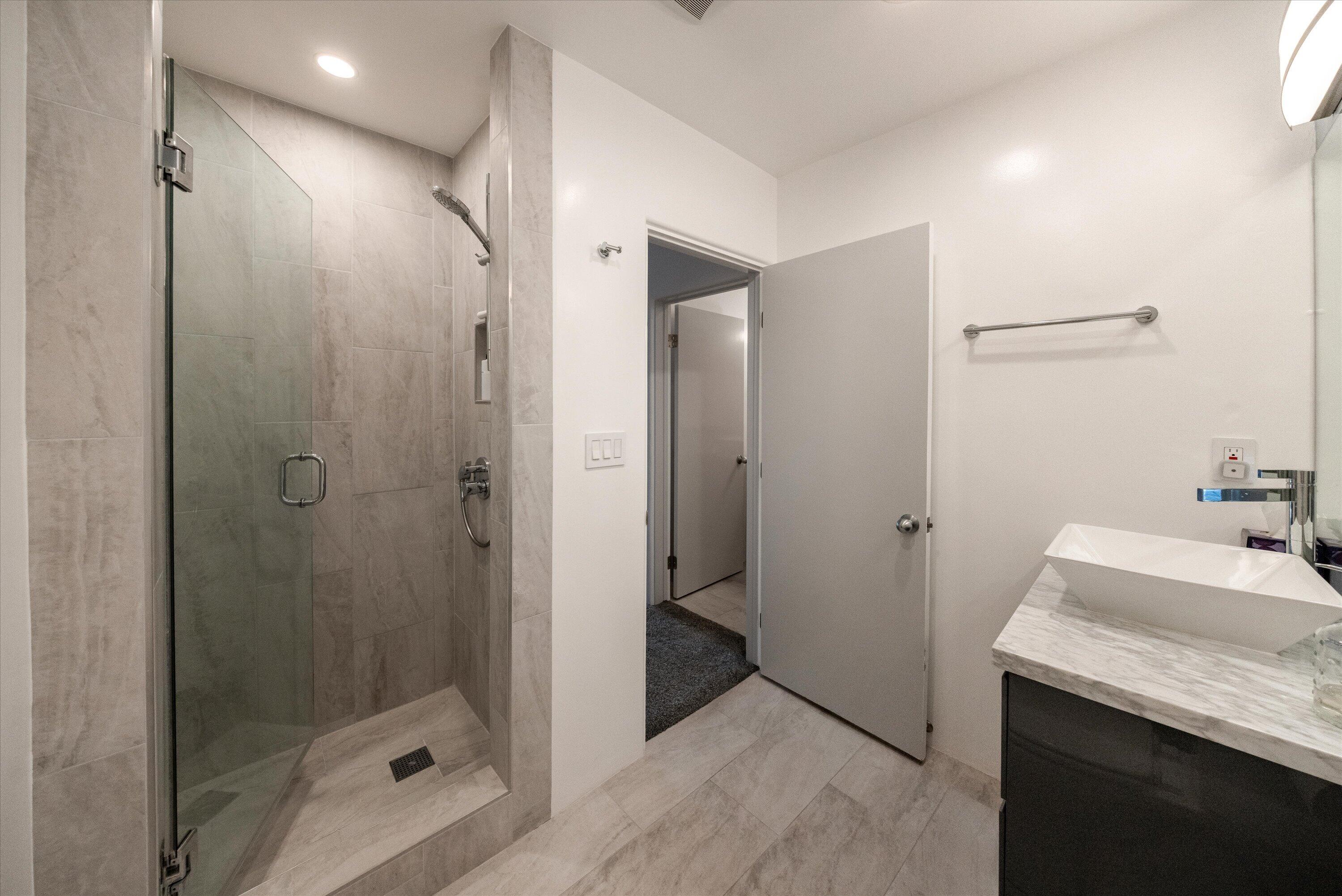 280 W Mountain Drive