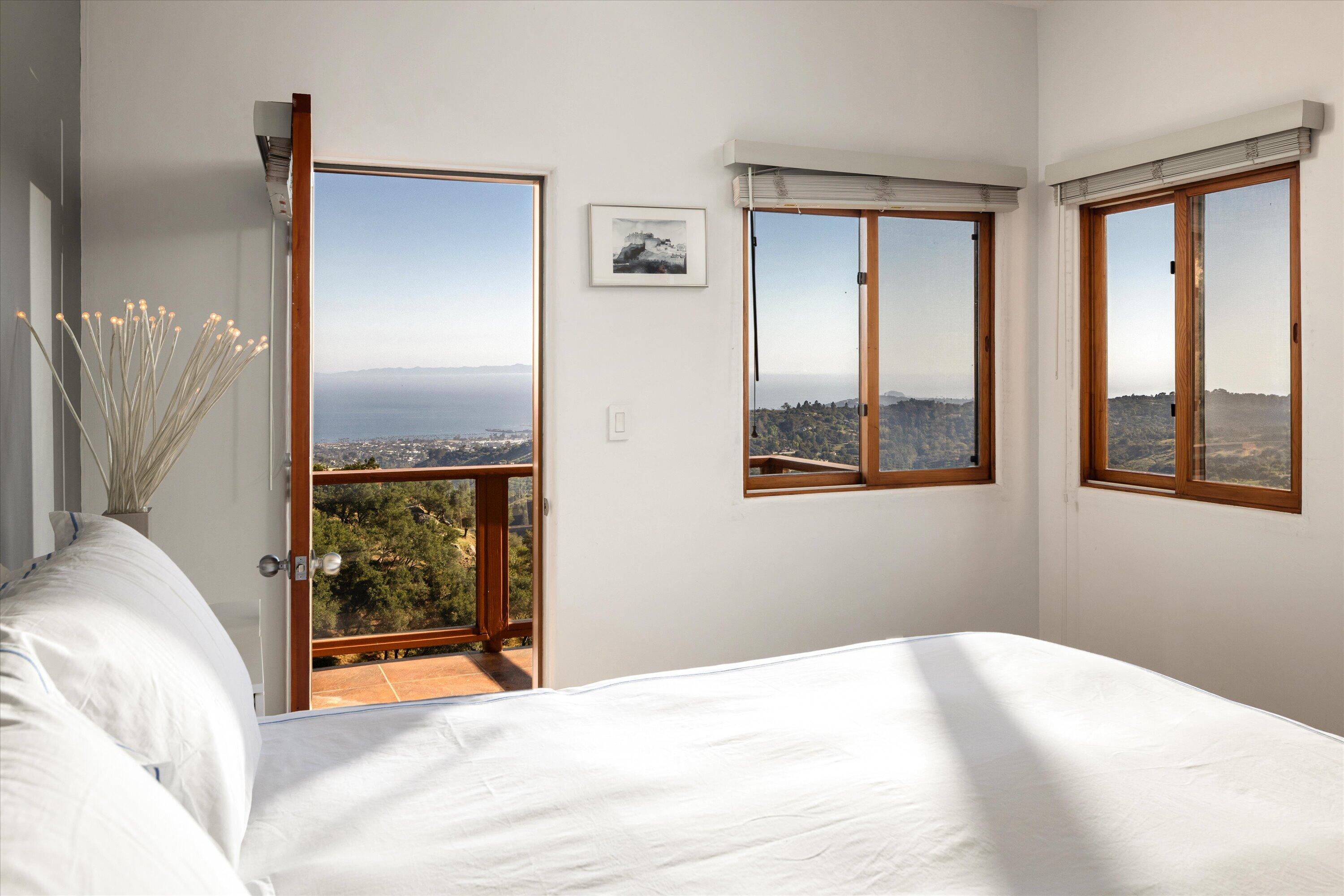 280 W Mountain Drive