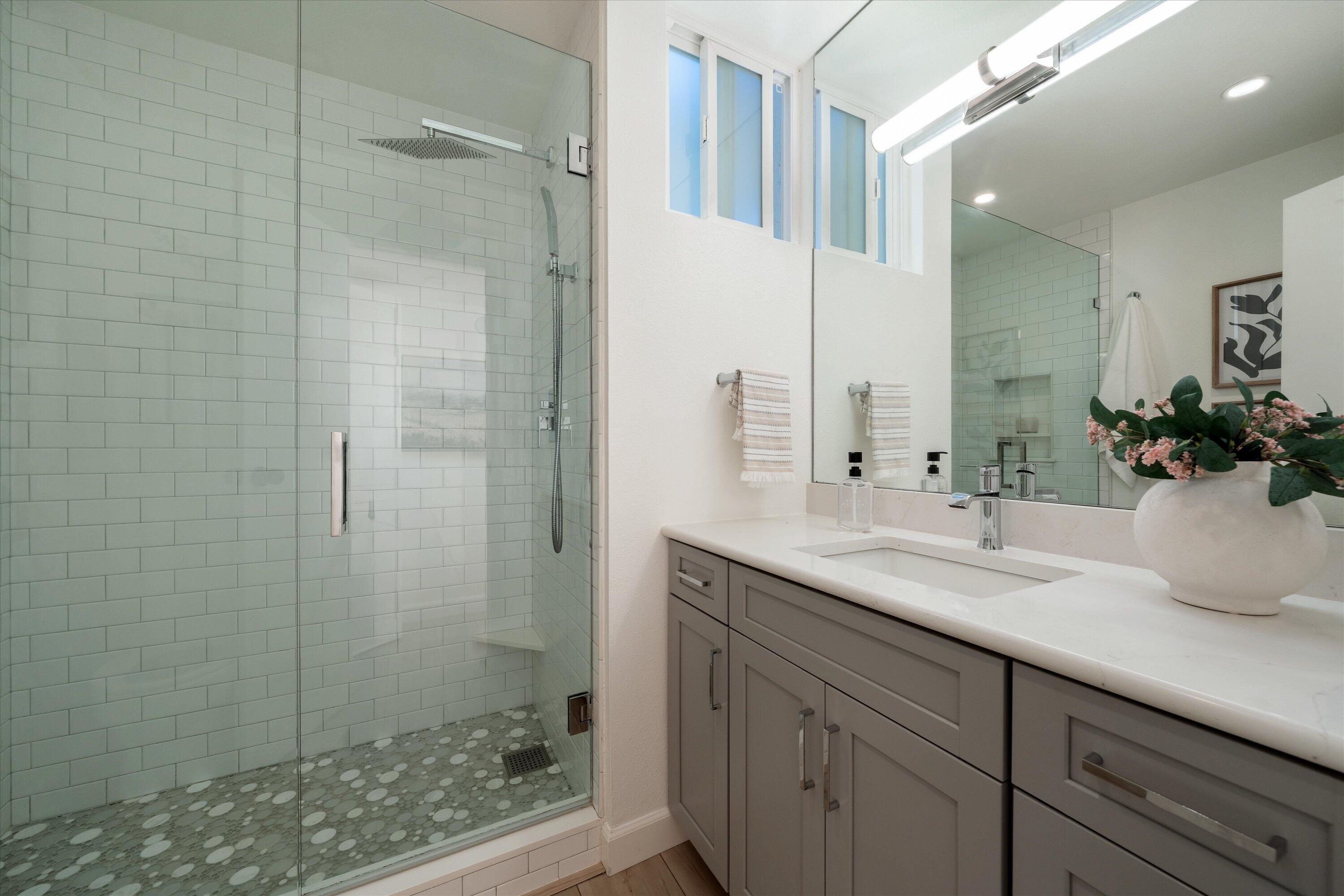 1066 Miramonte Drive Apt 2