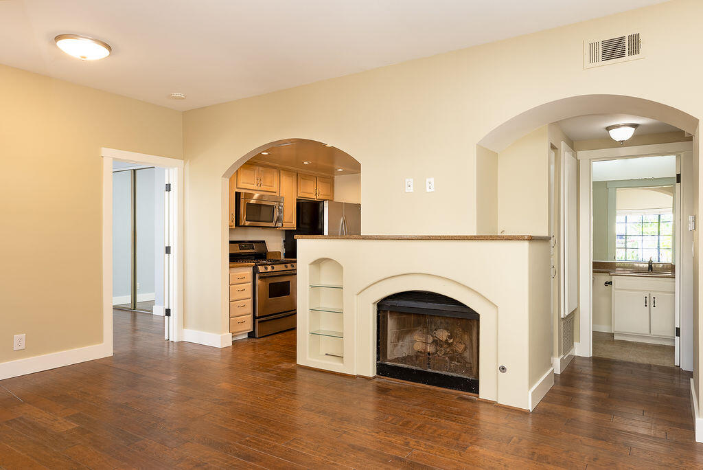 1230 Franciscan Court 1