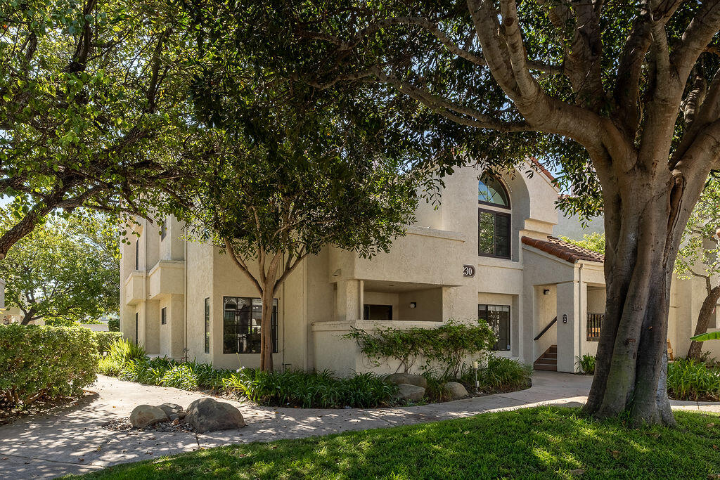 1230 Franciscan Court 1