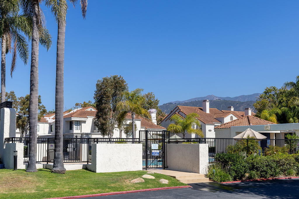 1230 Franciscan Court 1