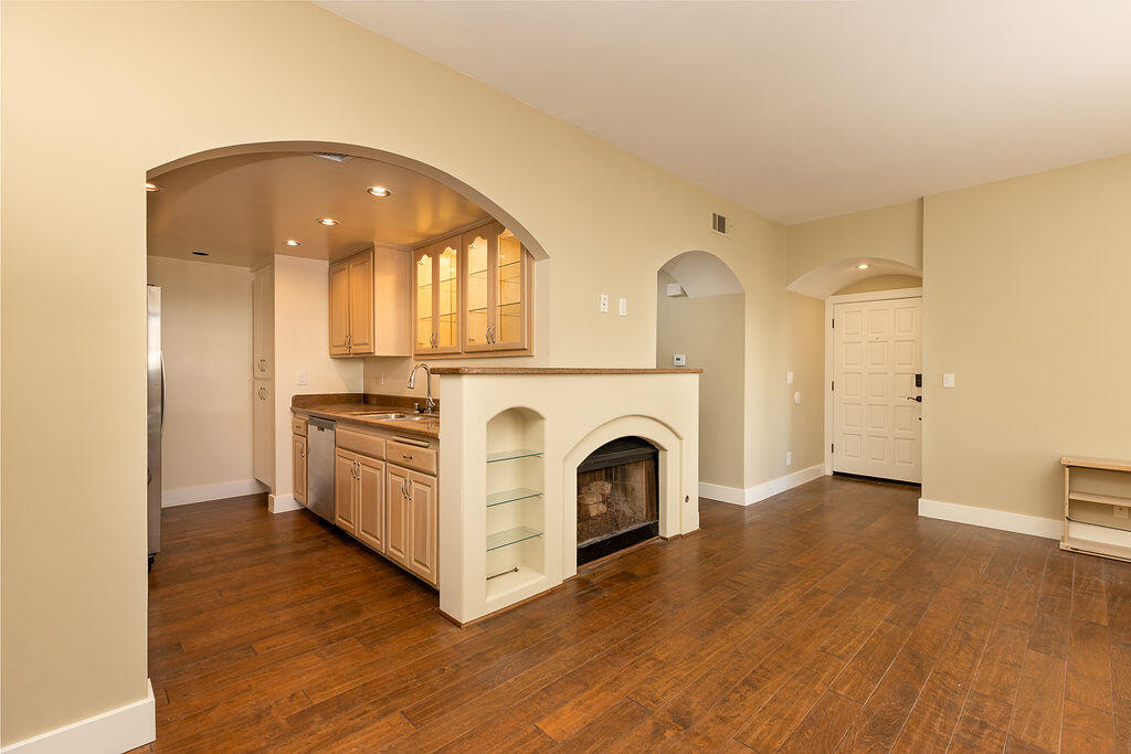 1230 Franciscan Court 1