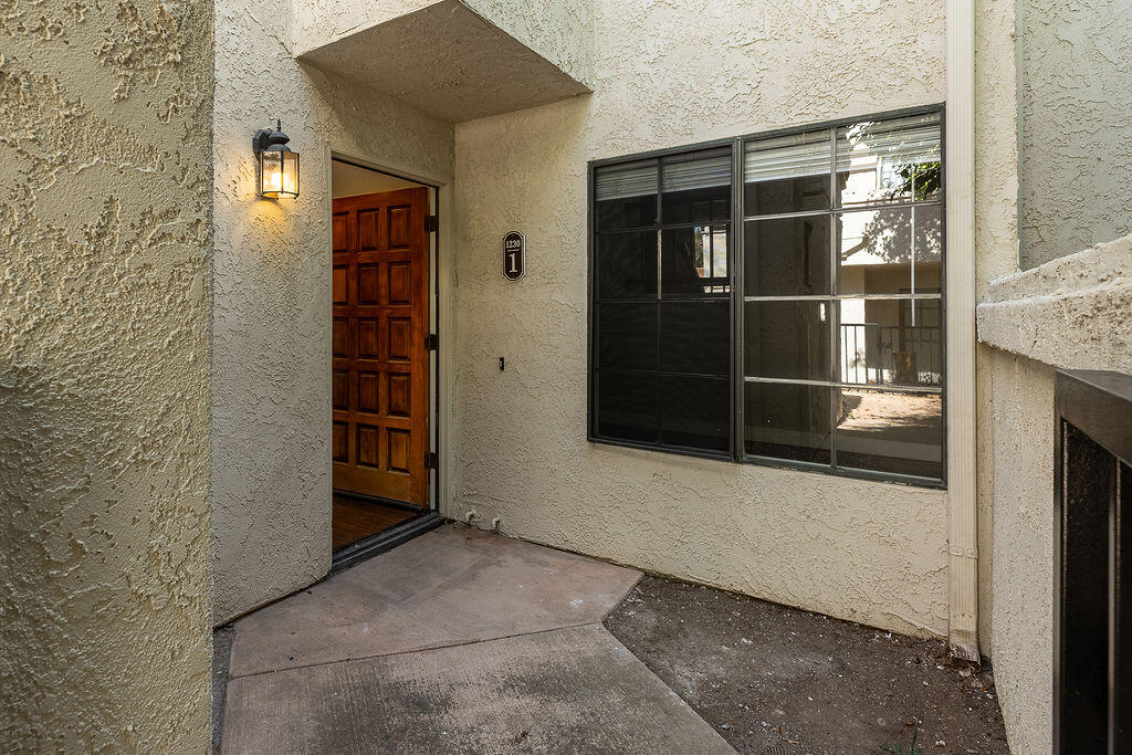 1230 Franciscan Court 1