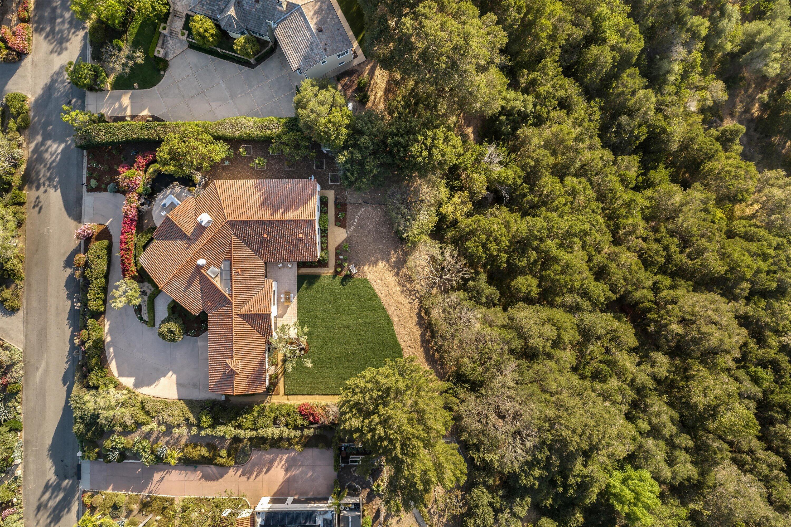 1042 Via Los Padres