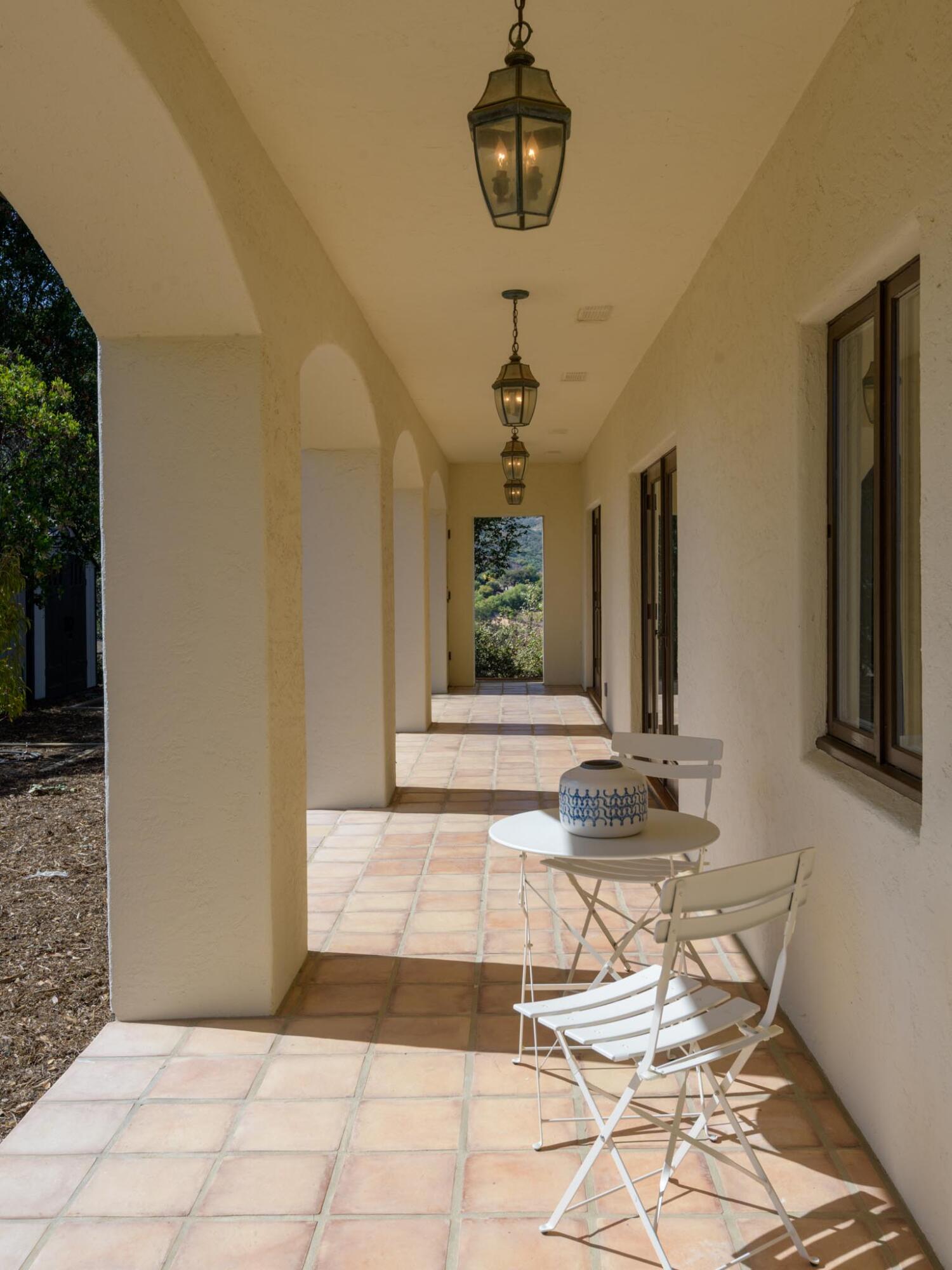 1042 Via Los Padres