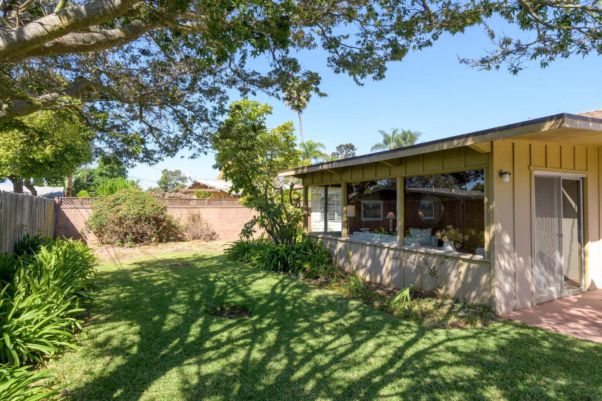6125 Coloma Drive