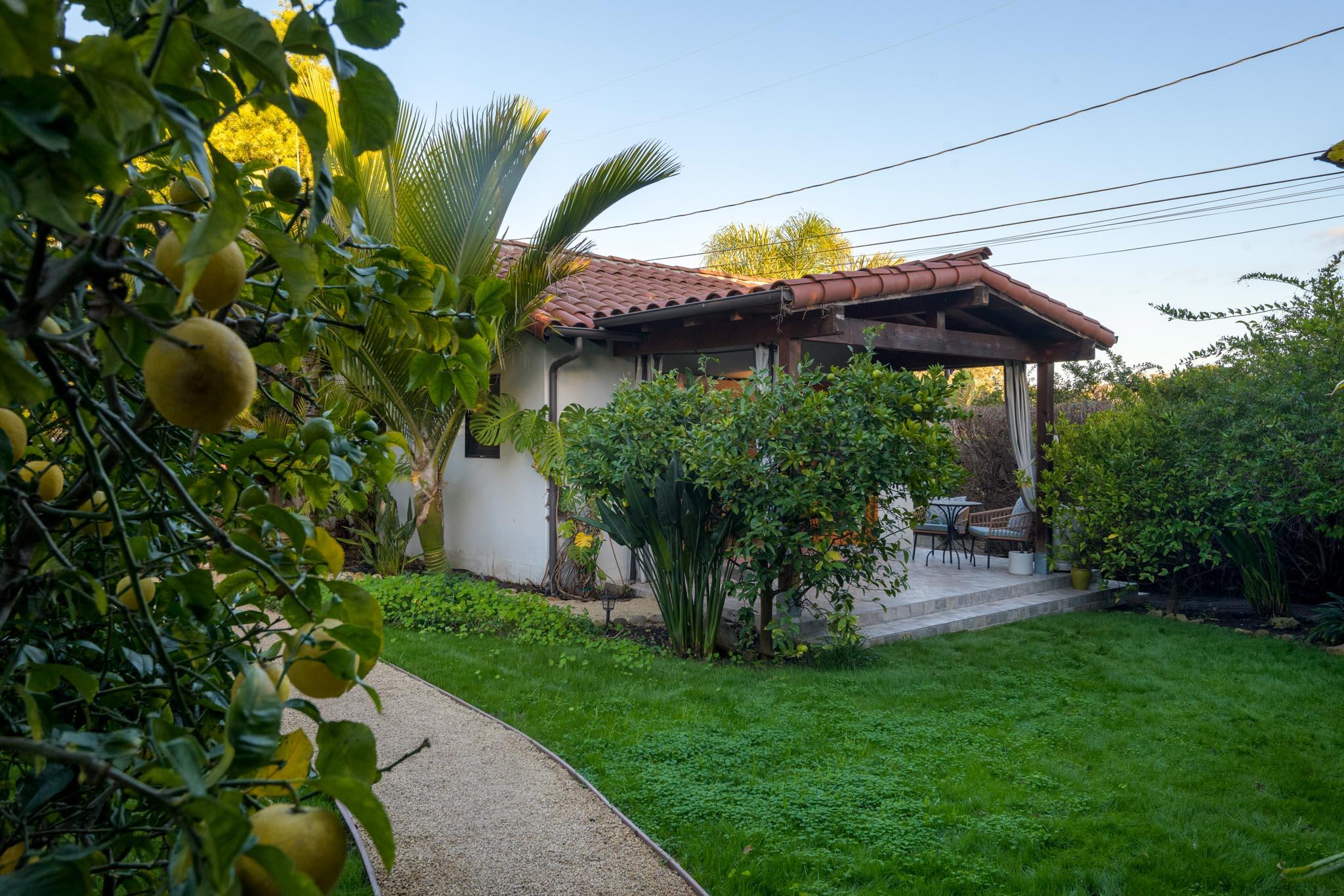1109 Las Olas Avenue