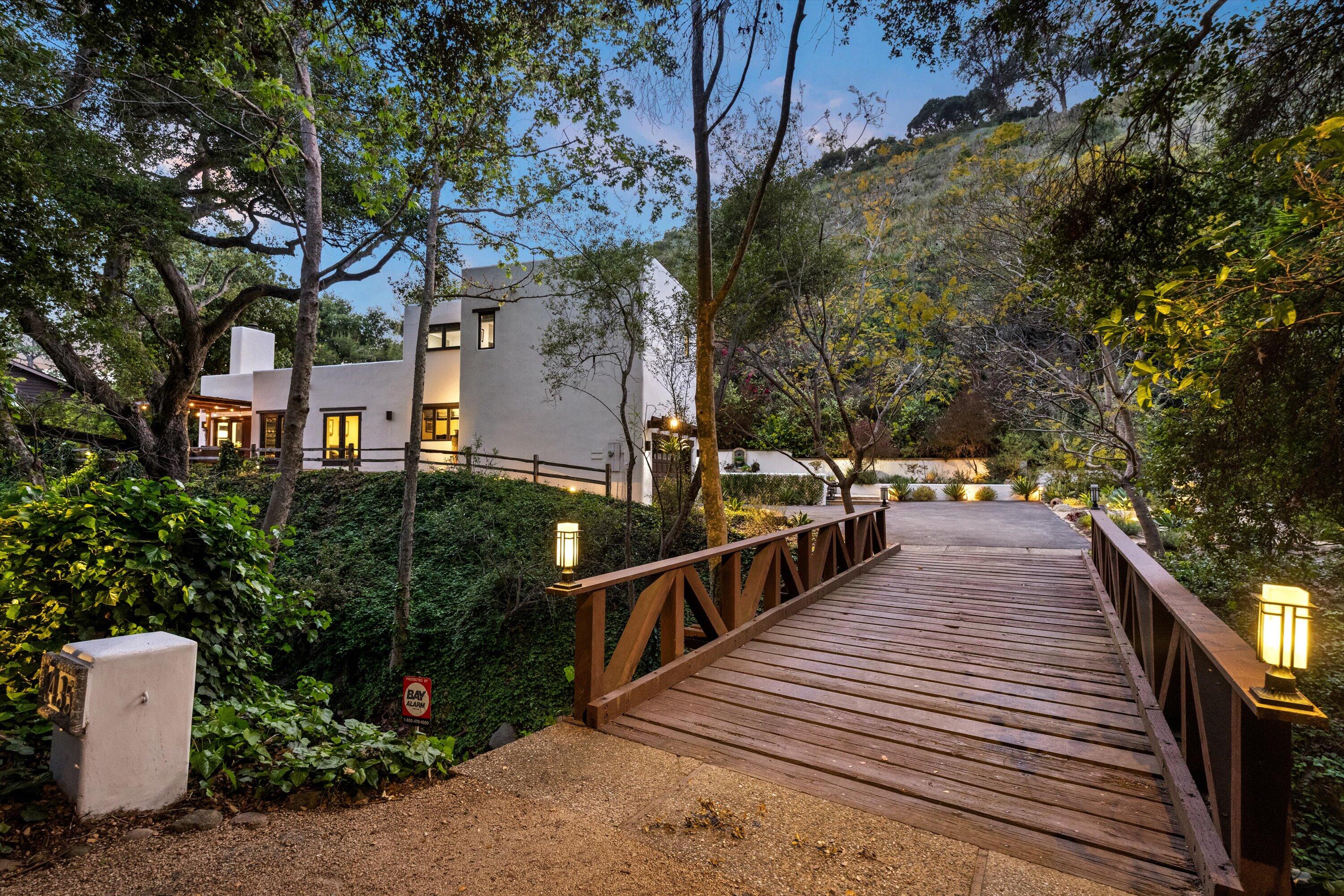 1435 Sycamore Canyon Road