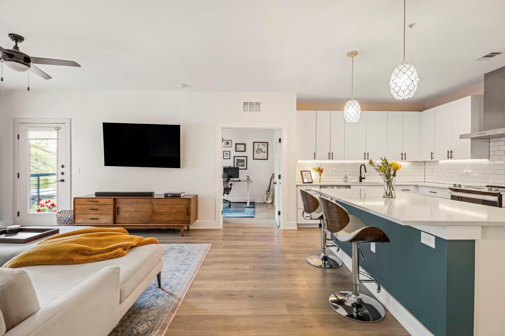 3101 Govalle Ave # 208