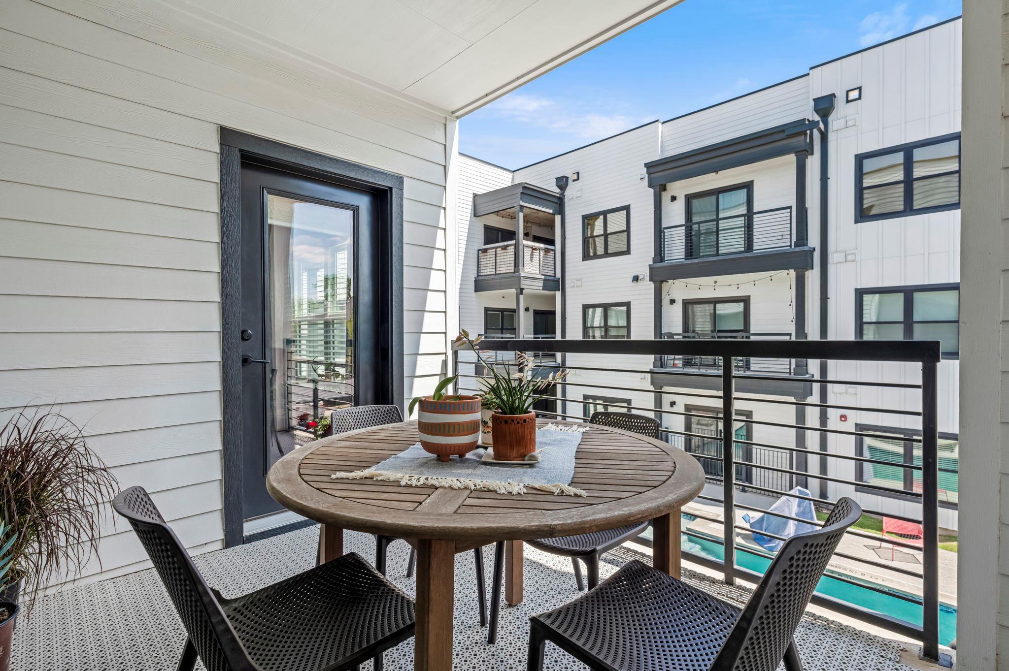 3101 Govalle Ave # 208