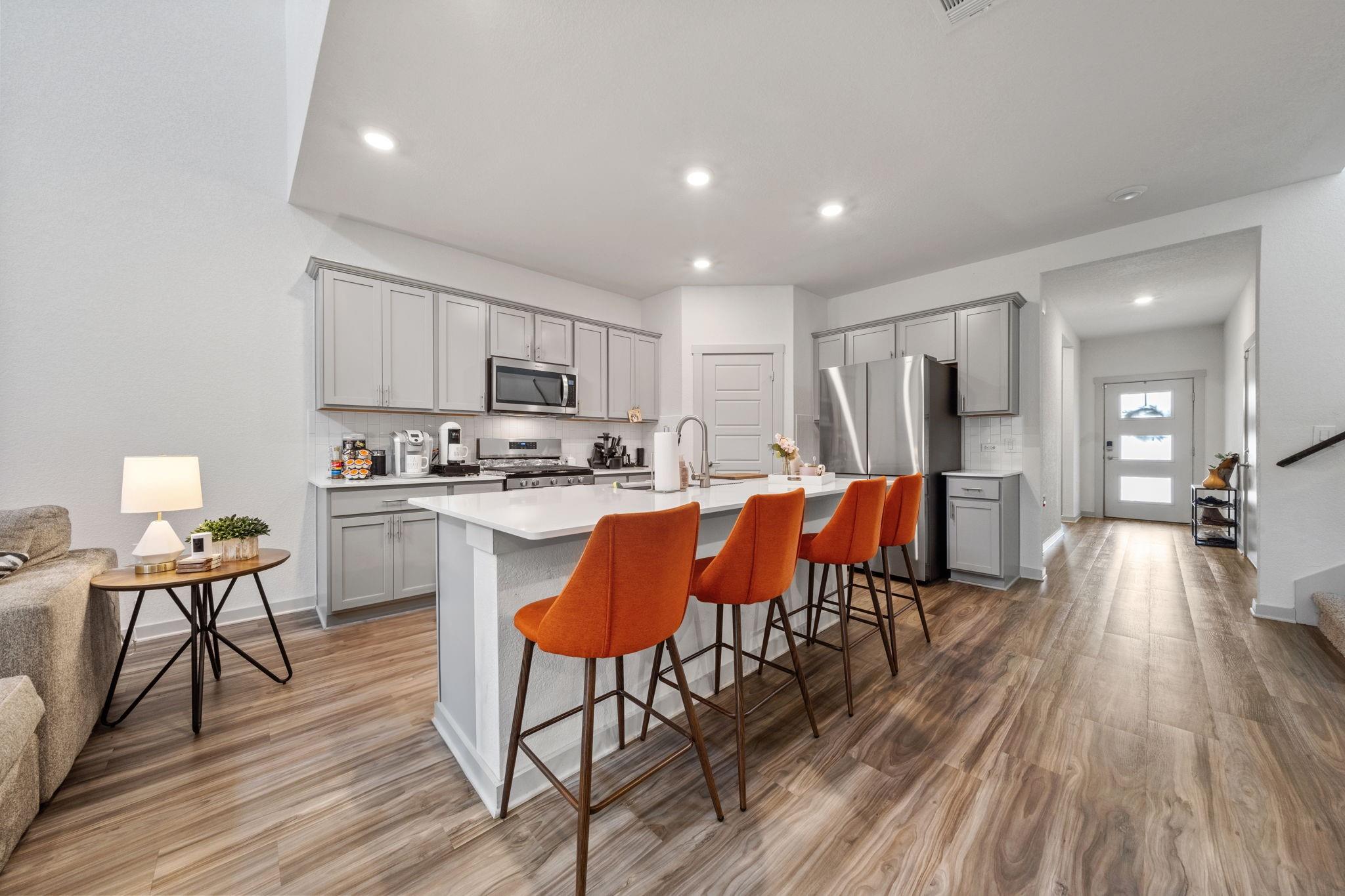 14008 Zuhause DR