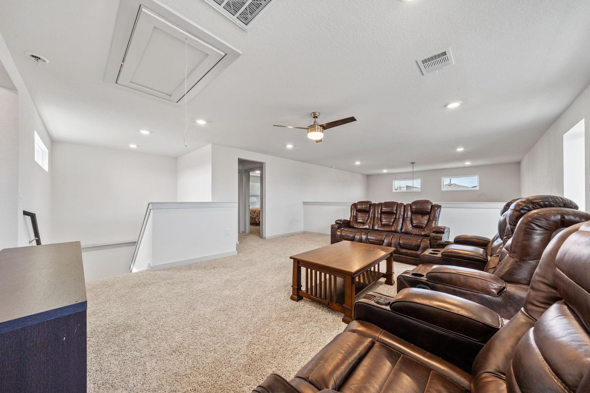 14008 Zuhause DR