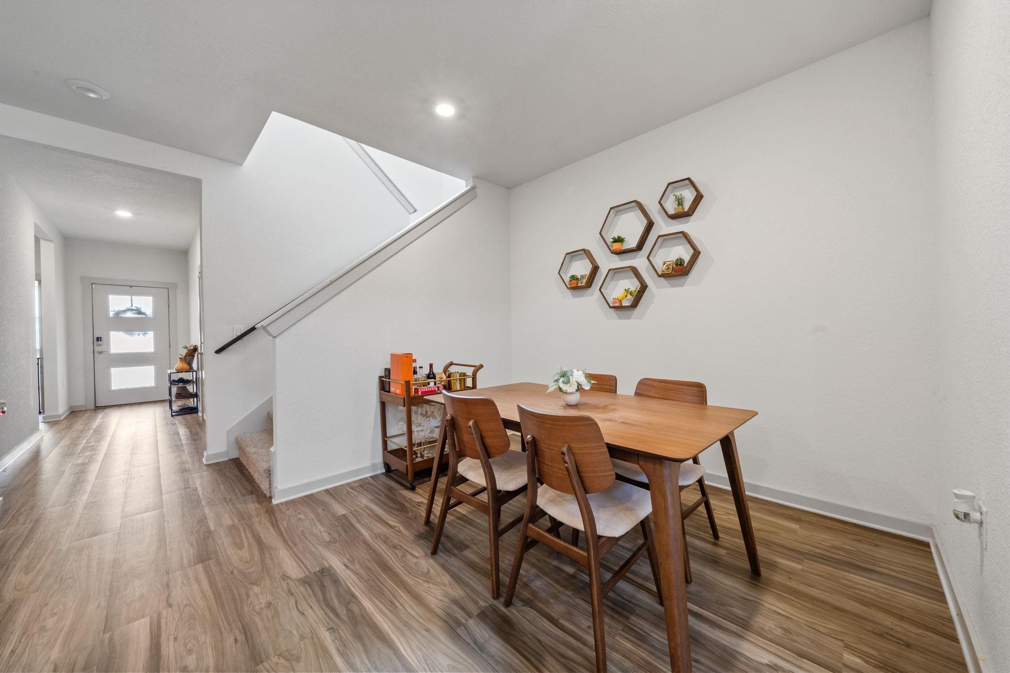 14008 Zuhause DR