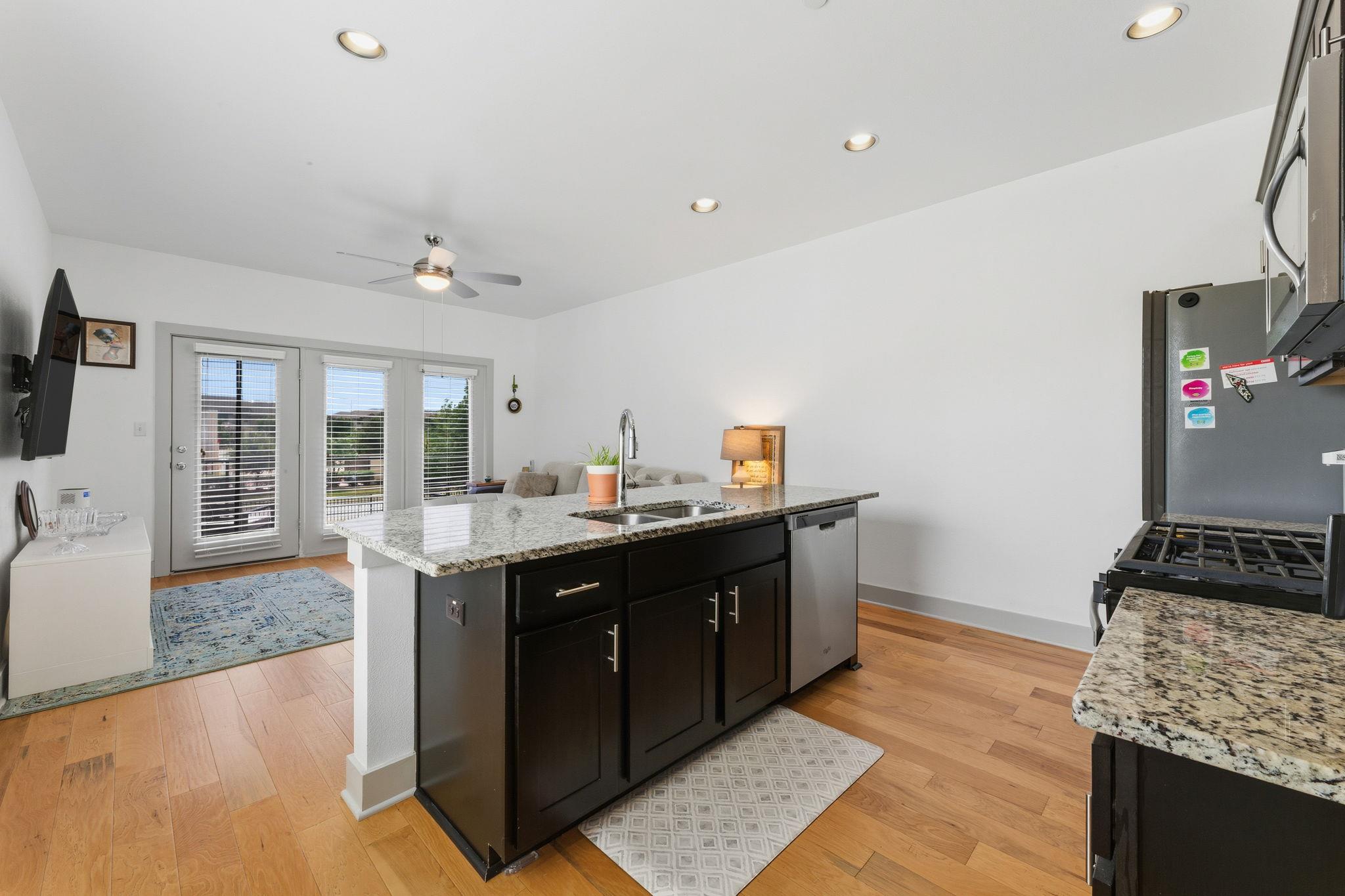 2101 Town Centre DR # 1808