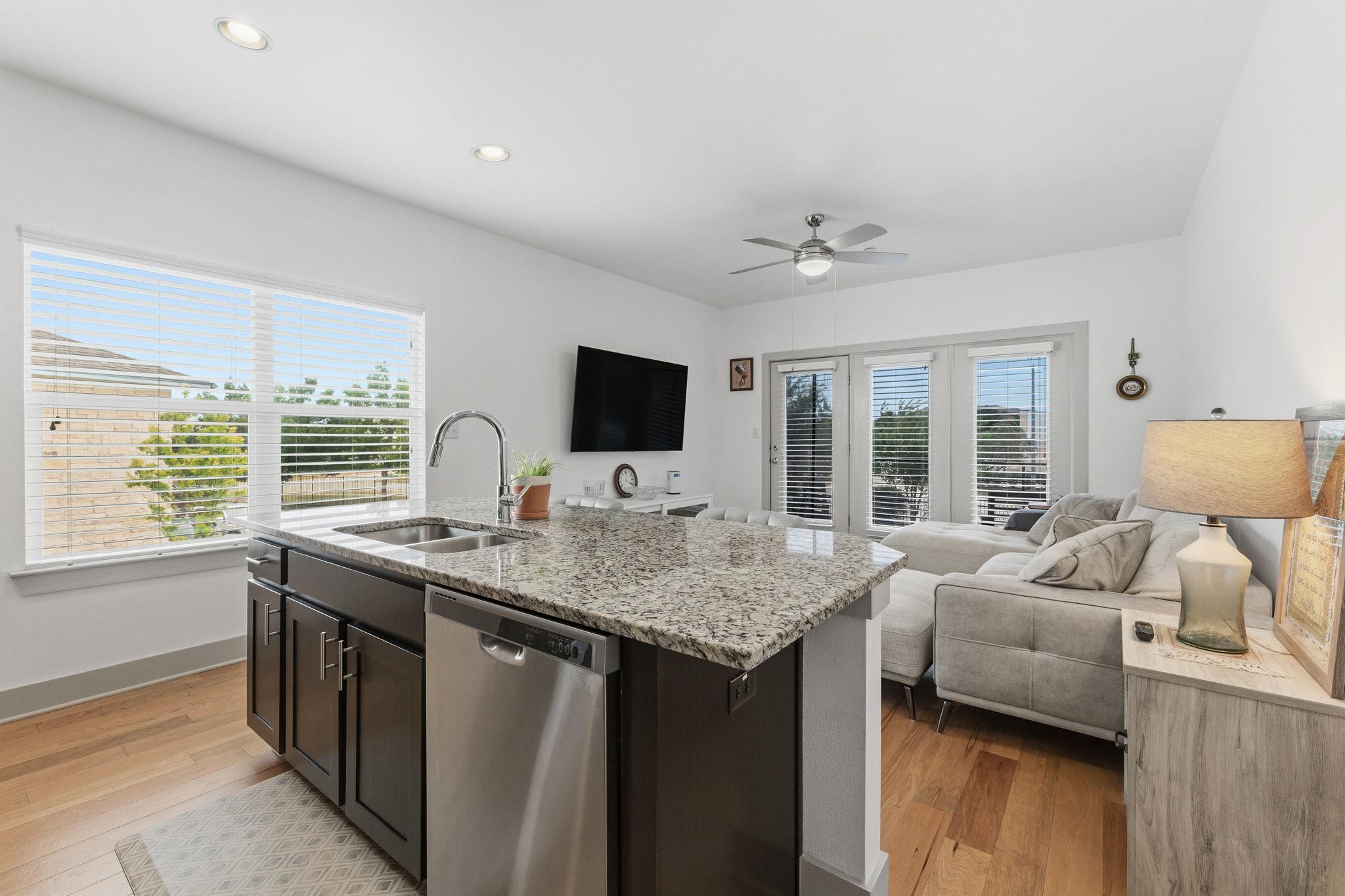 2101 Town Centre DR # 1808