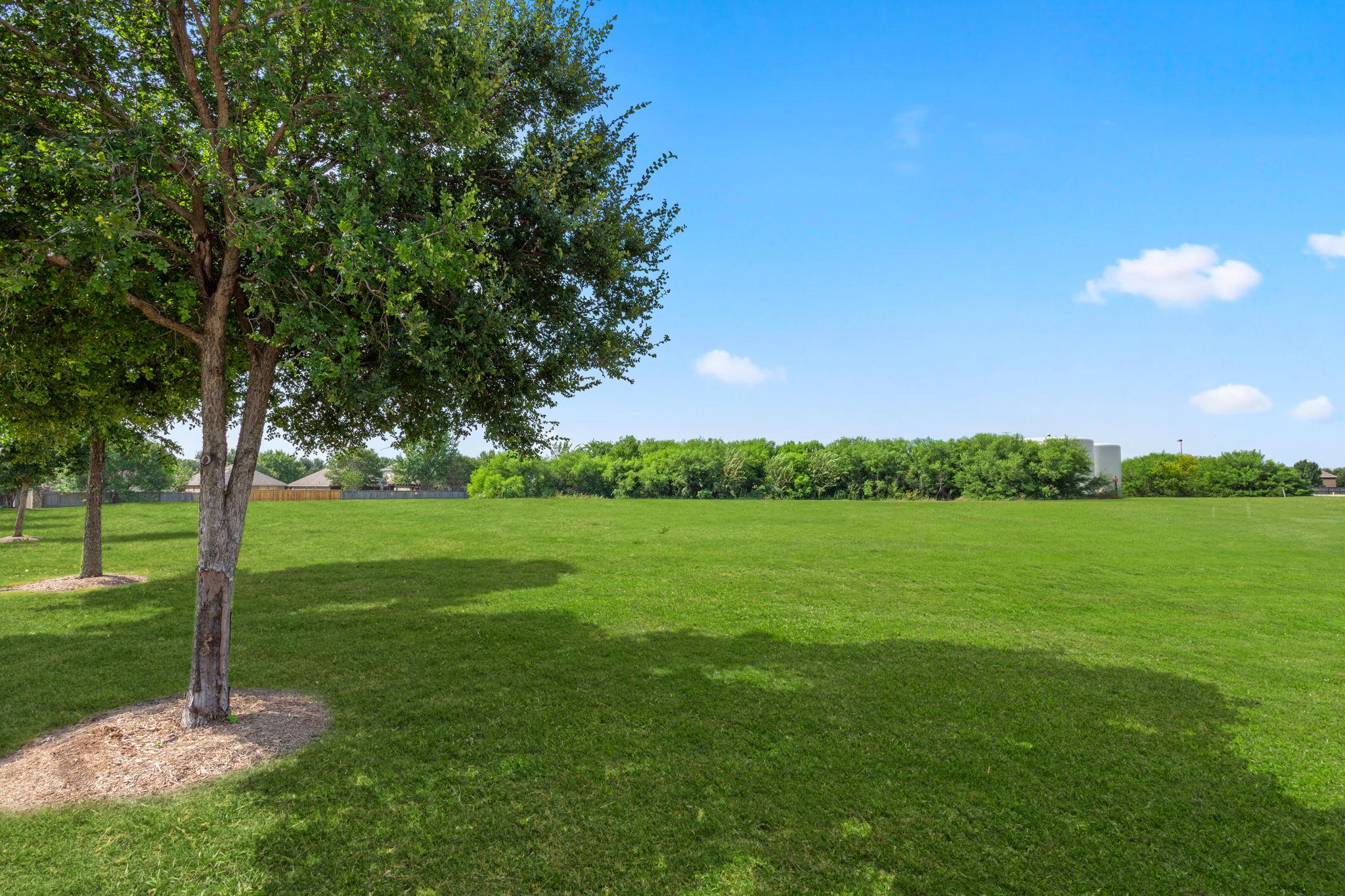 7409 Elk Pass DR