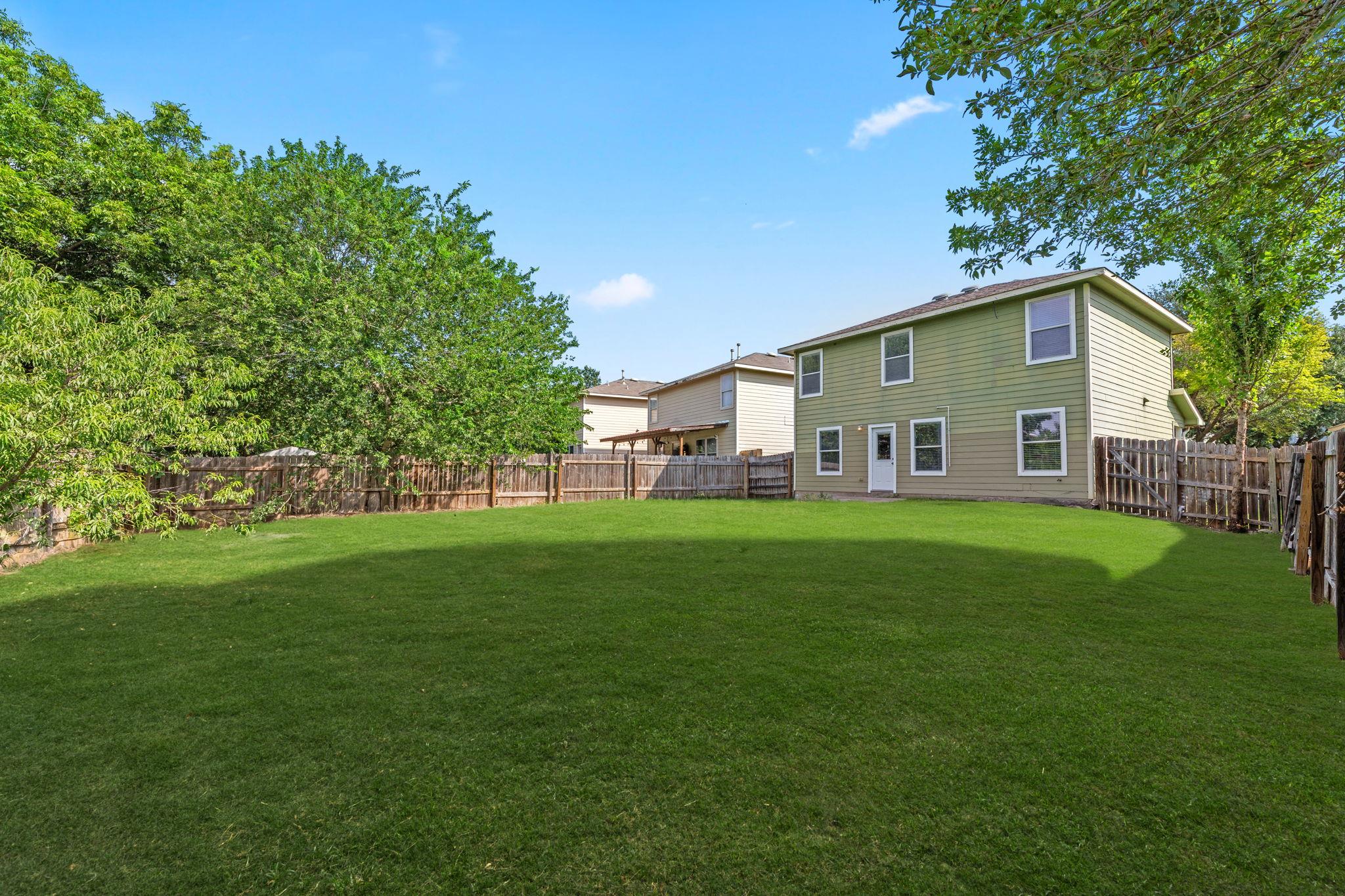 7409 Elk Pass DR