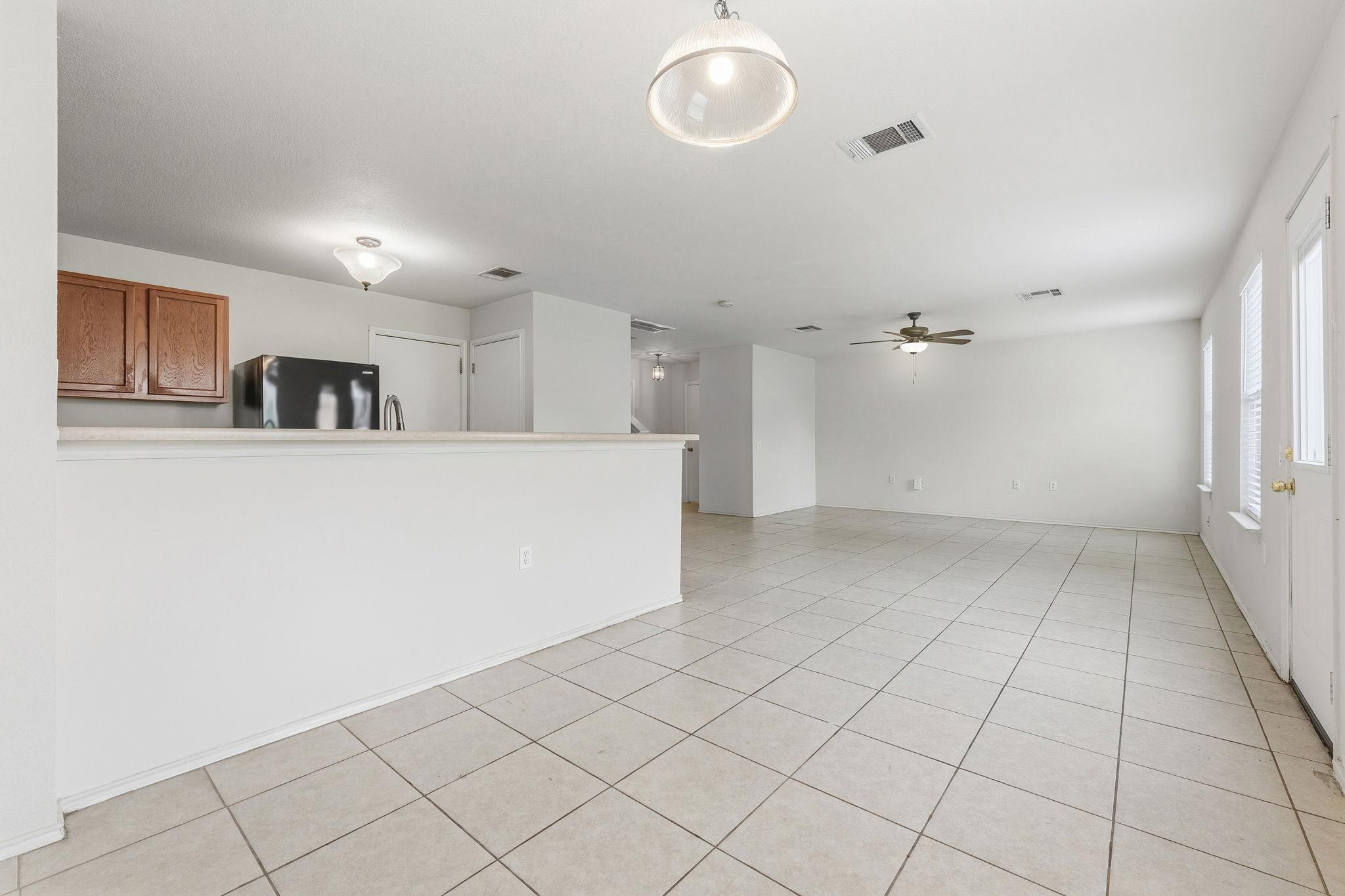 7409 Elk Pass DR