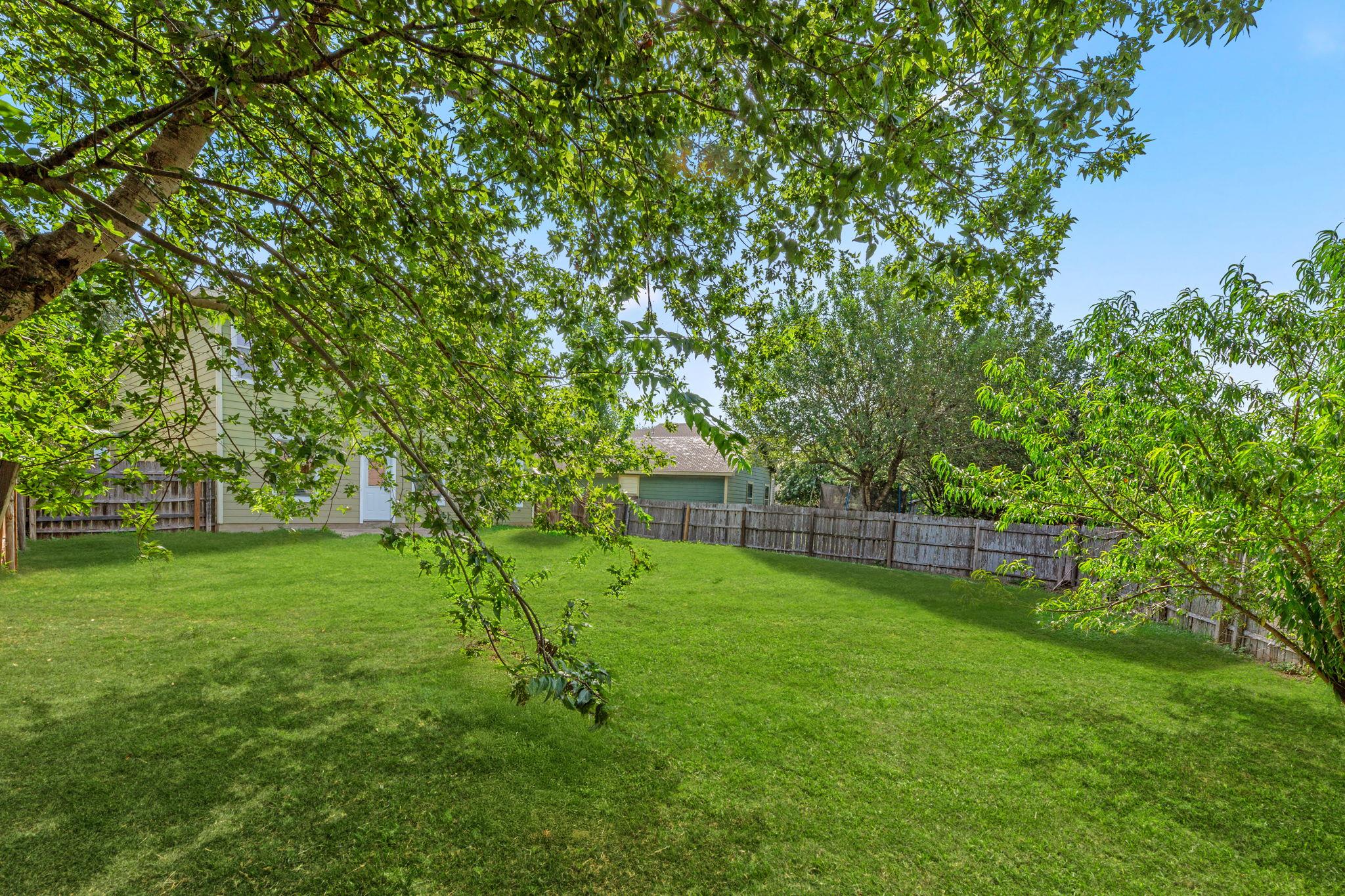 7409 Elk Pass DR