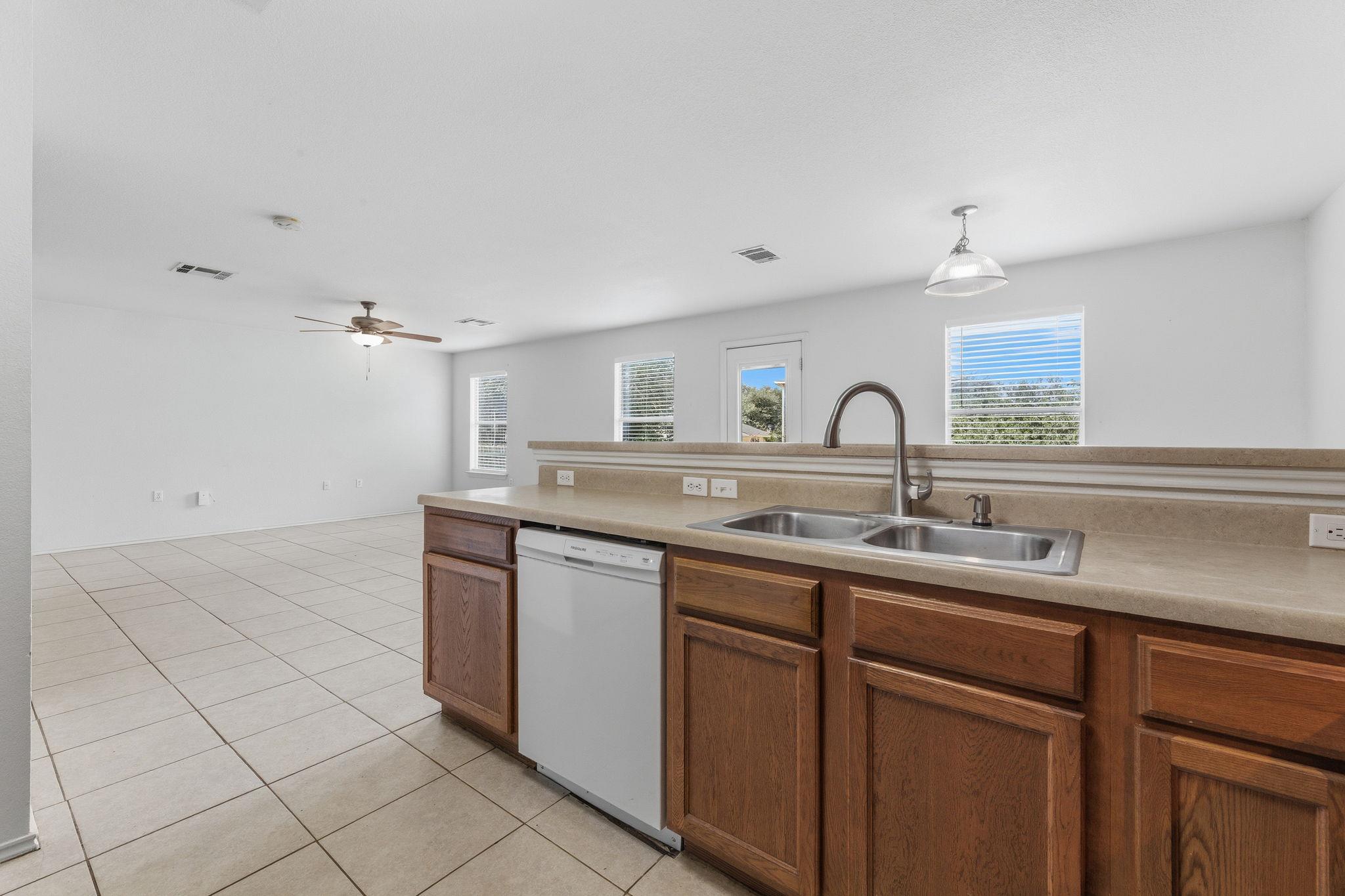 7409 Elk Pass DR