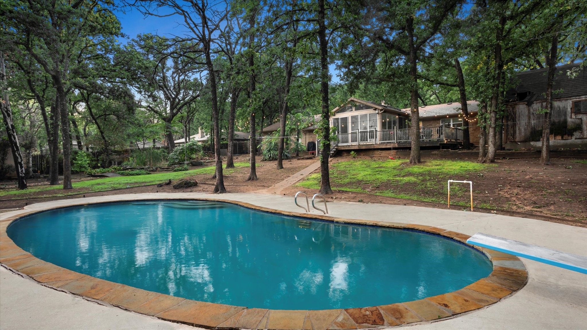 7309 Cedar Court