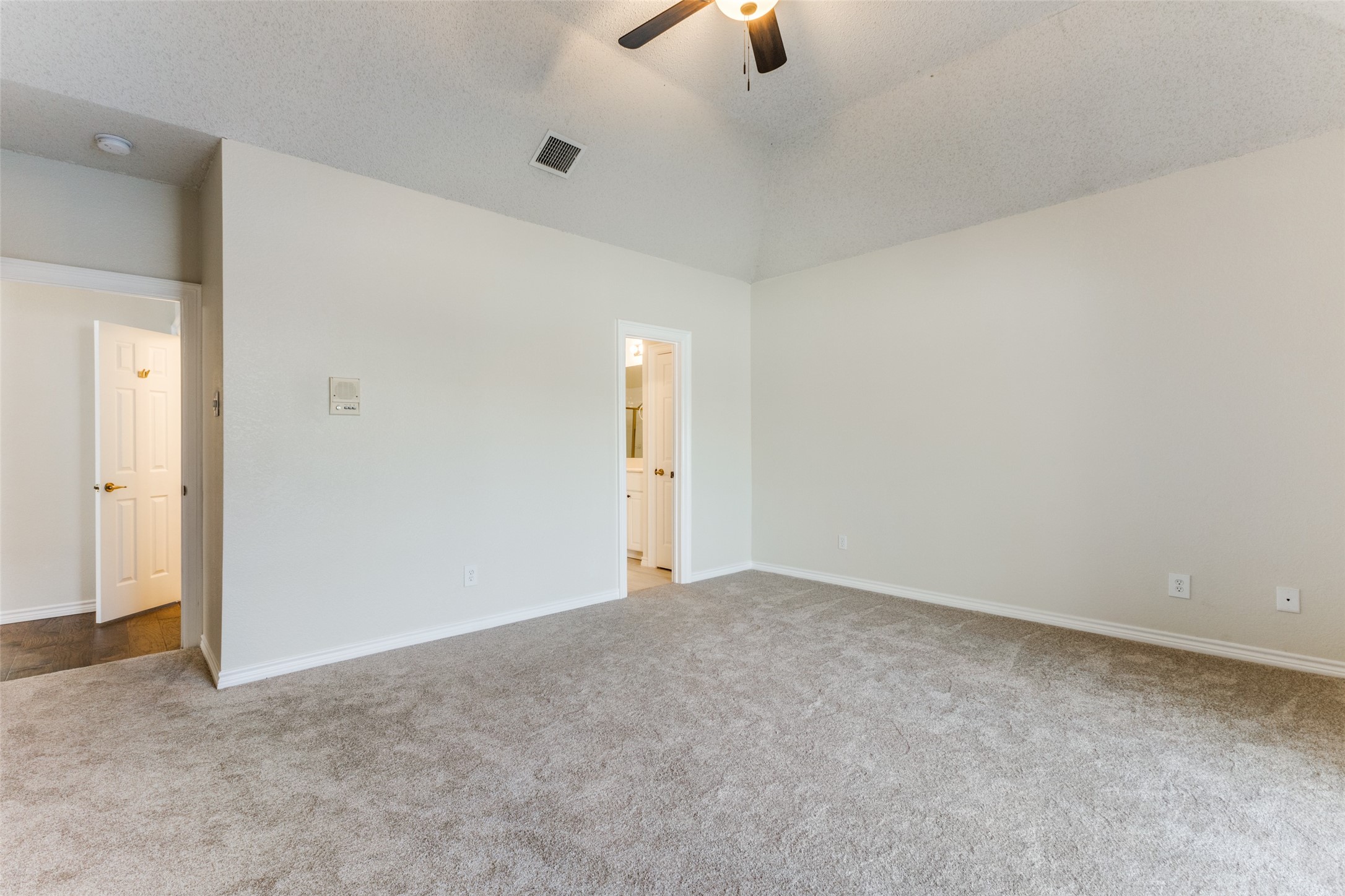 4307 N Capistrano Drive