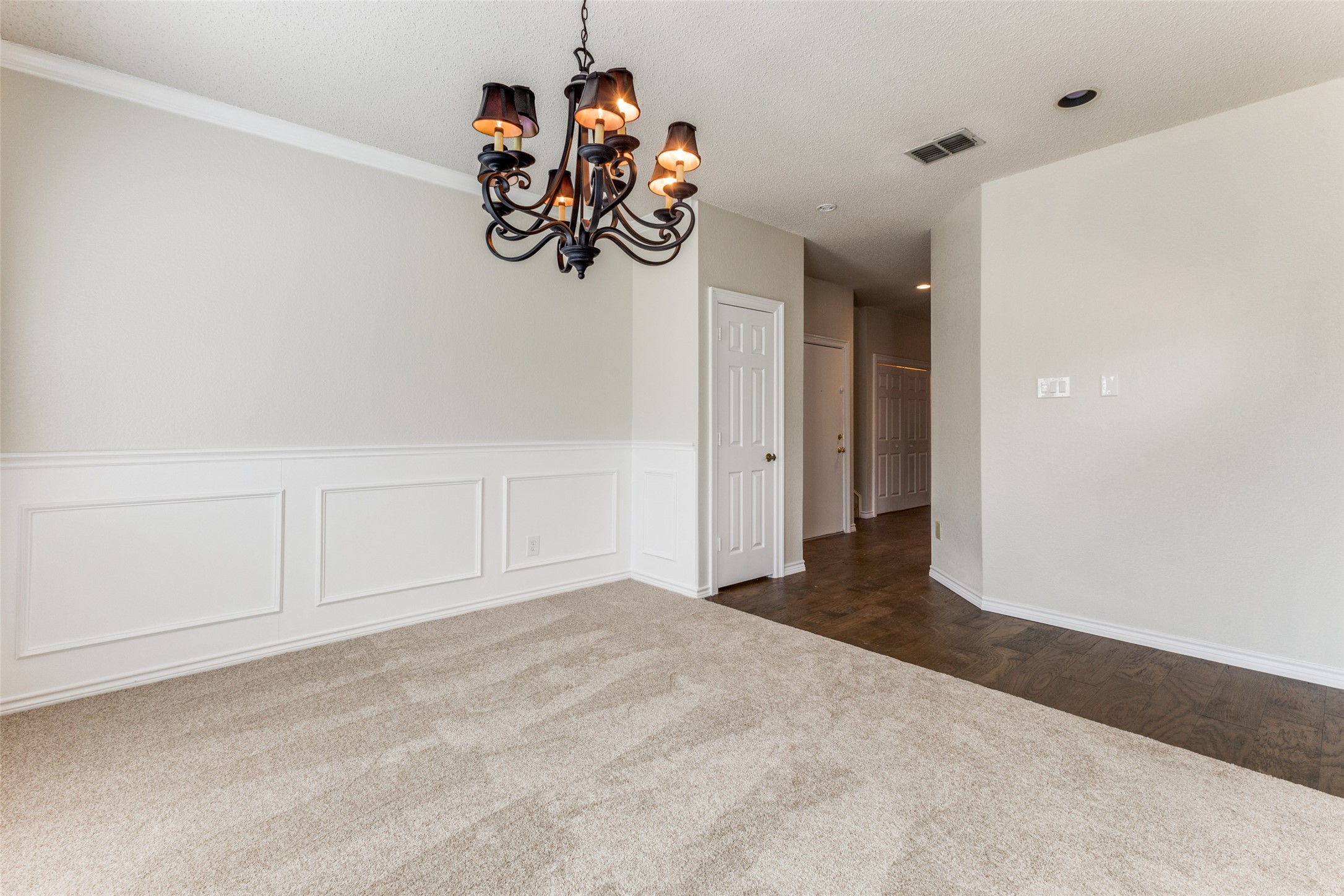 4307 N Capistrano Drive